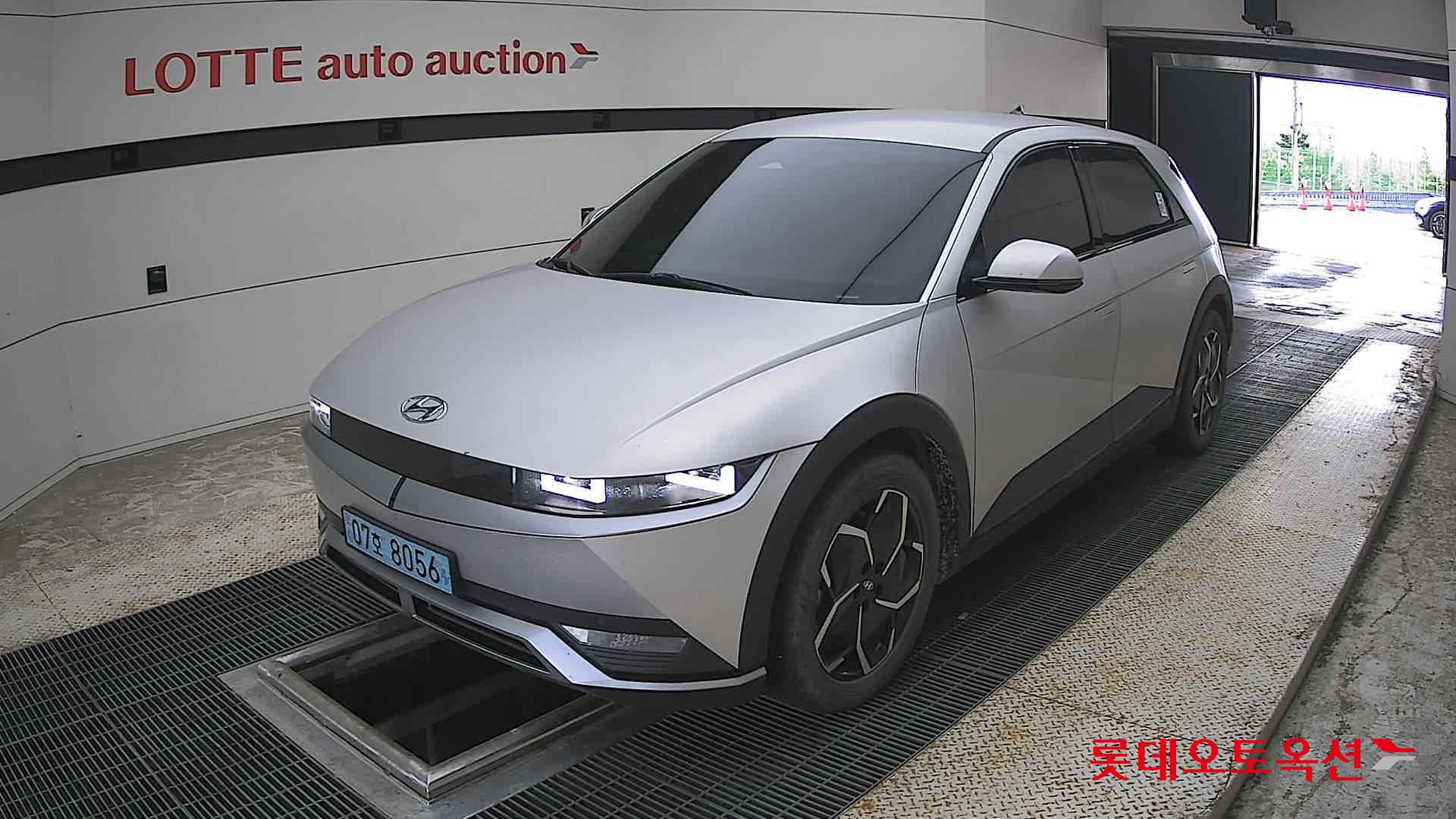 2022 - hyundai ioniq
