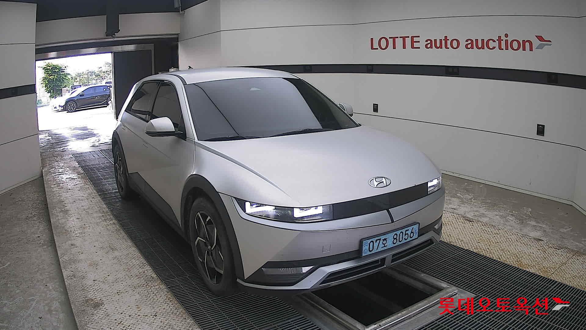 2022 - hyundai ioniq