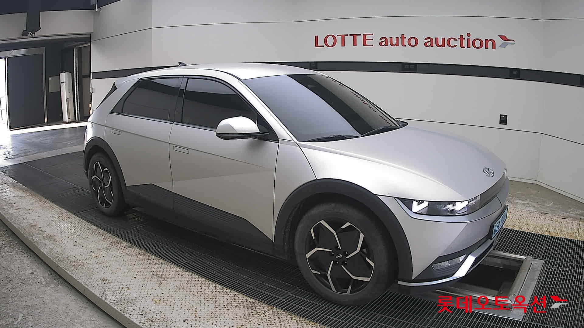 2022 - hyundai ioniq