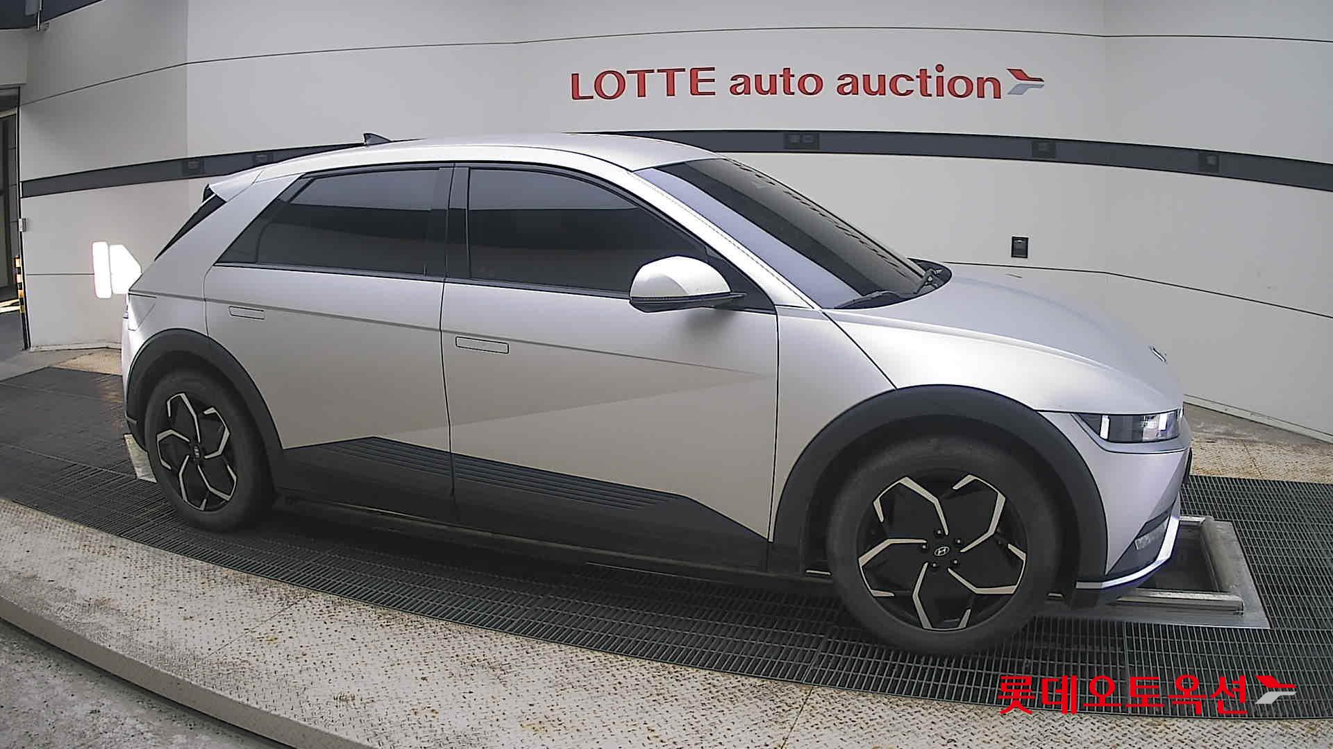 2022 - hyundai ioniq