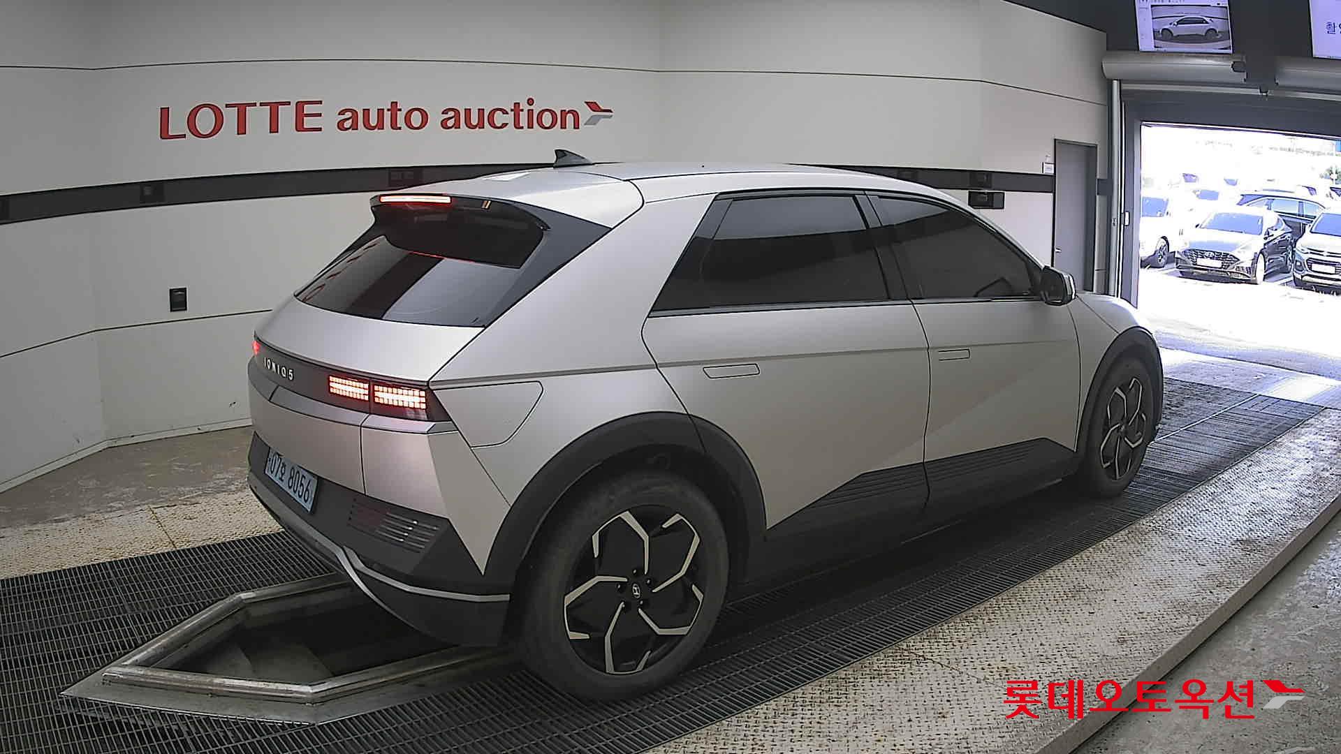 2022 - hyundai ioniq