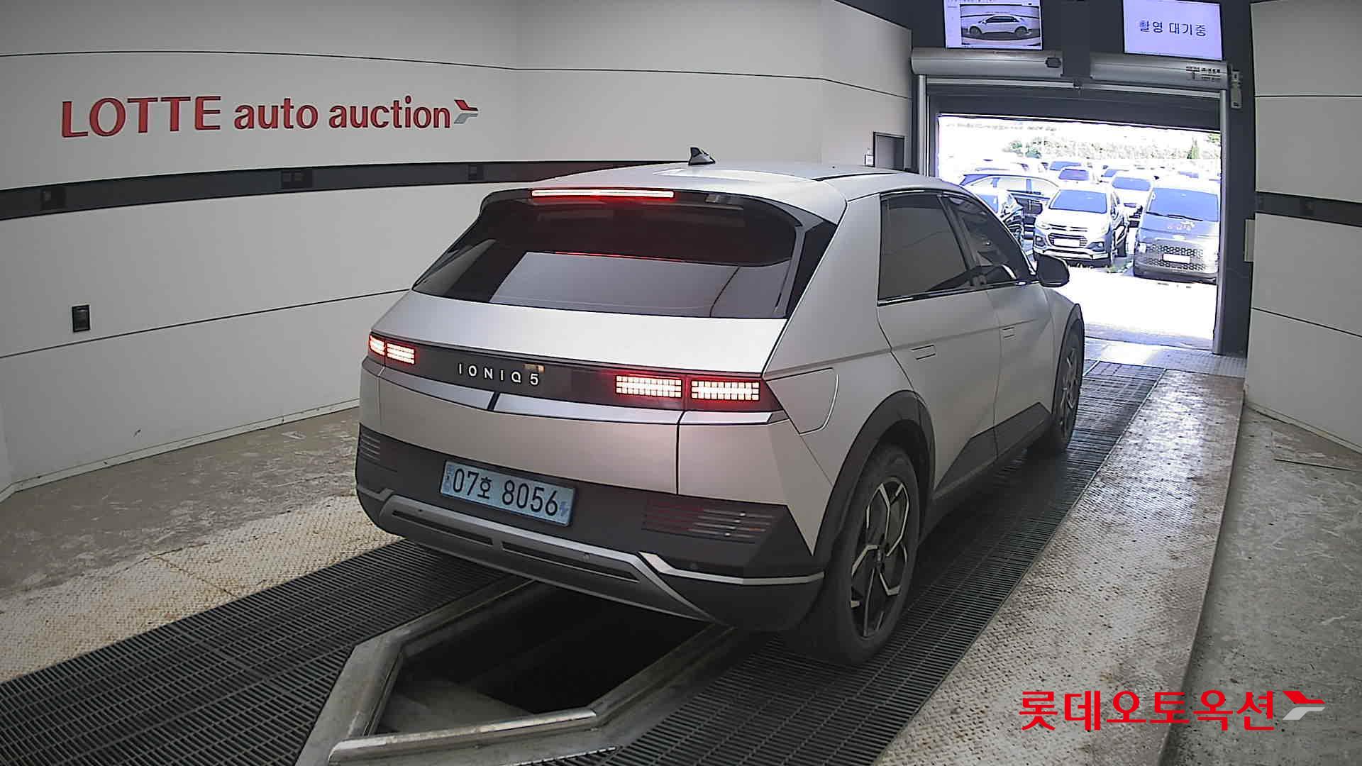 2022 - hyundai ioniq