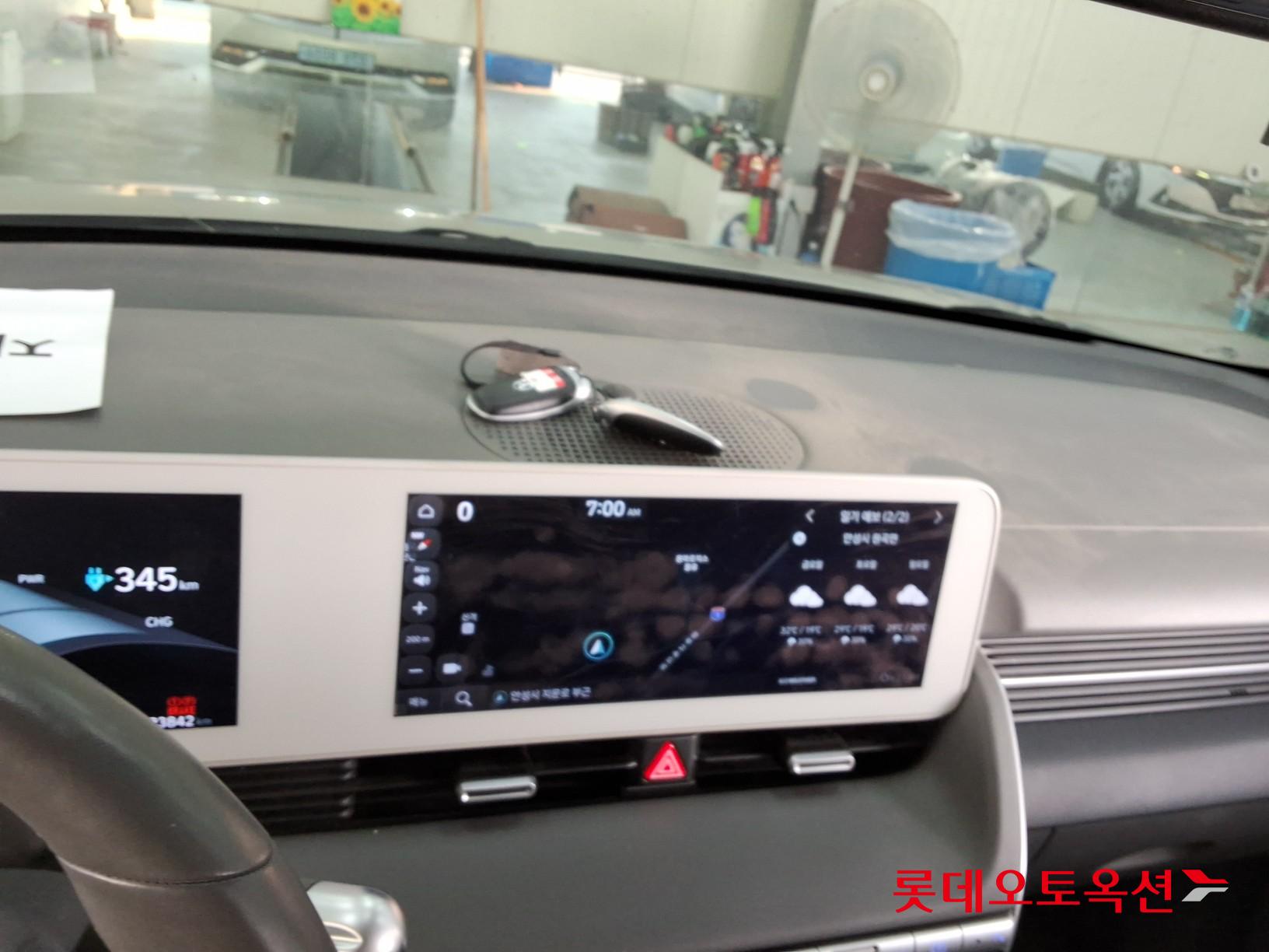 2022 - hyundai ioniq