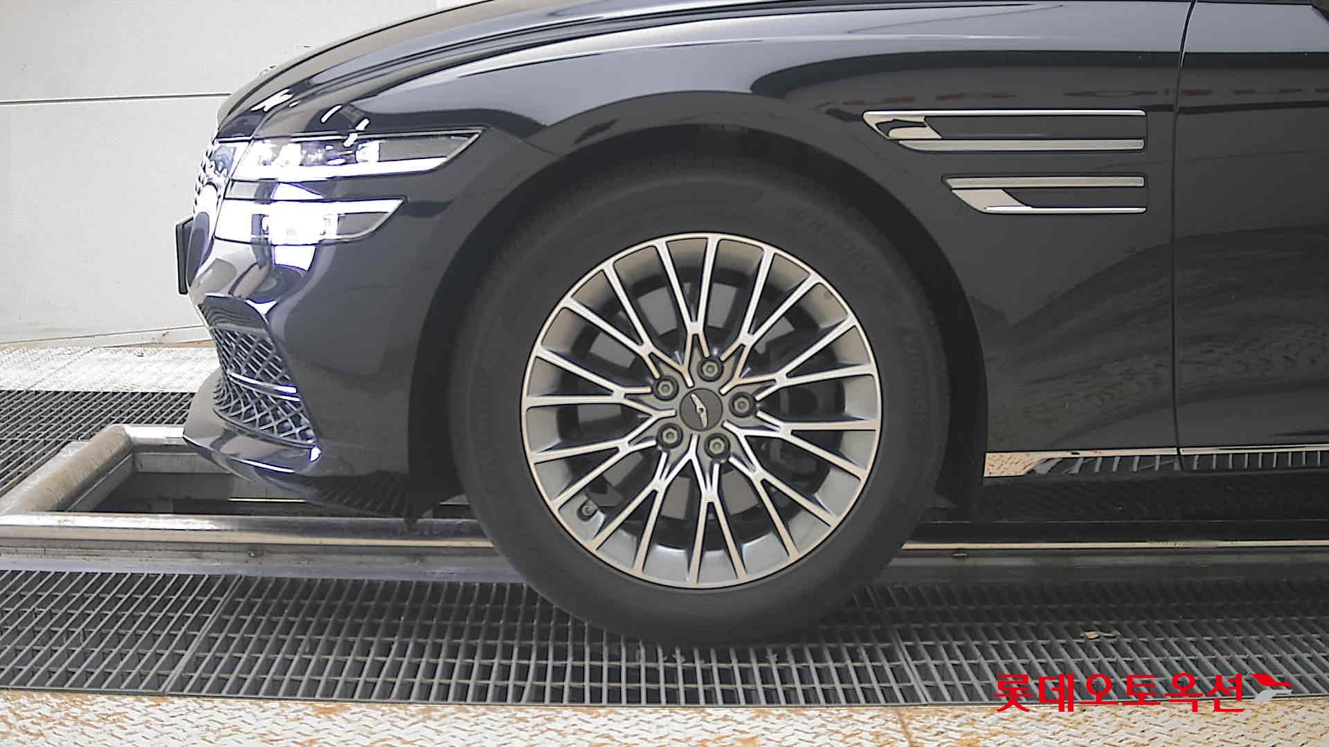 2024 - genesis g80