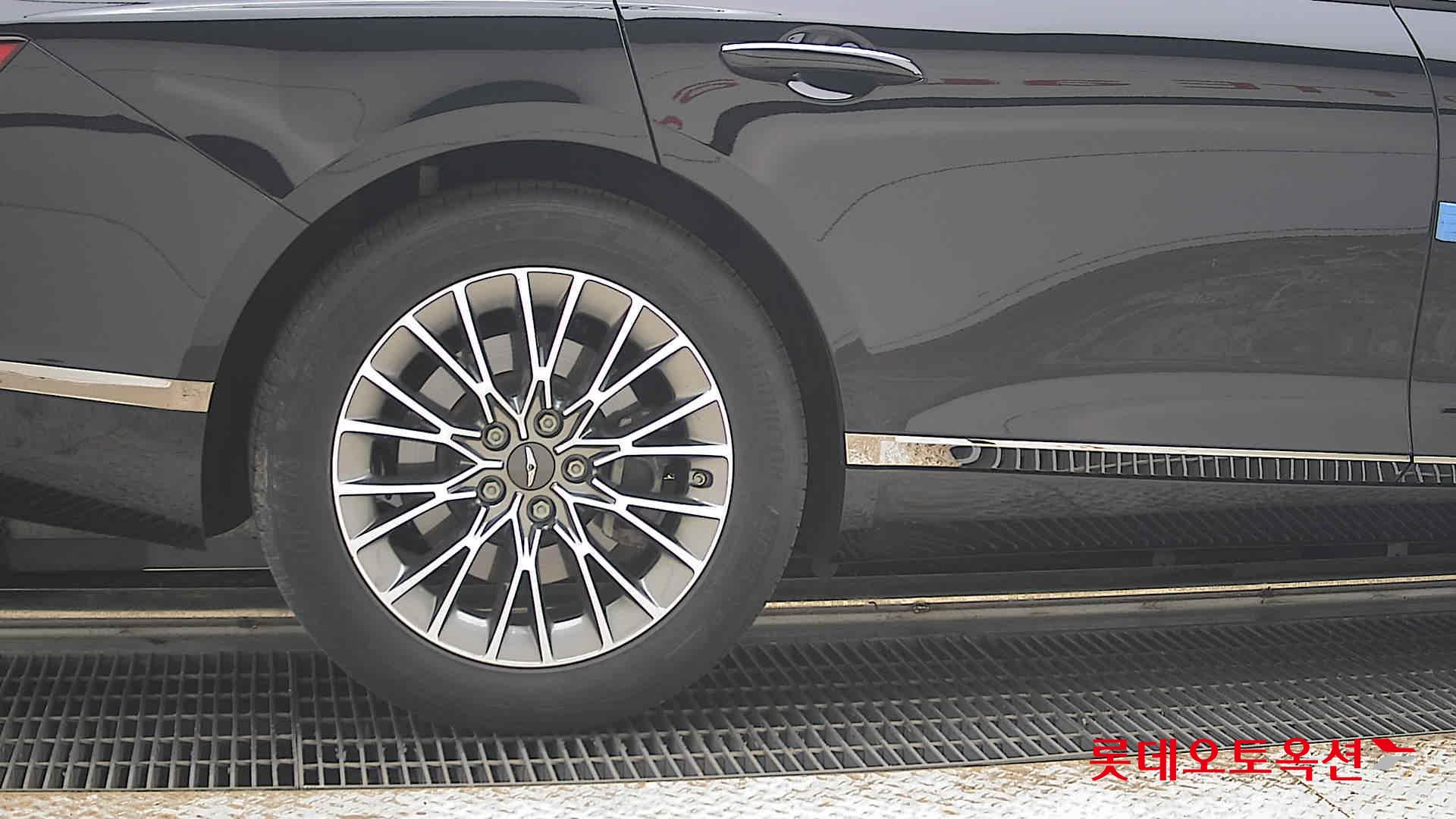 2024 - genesis g80