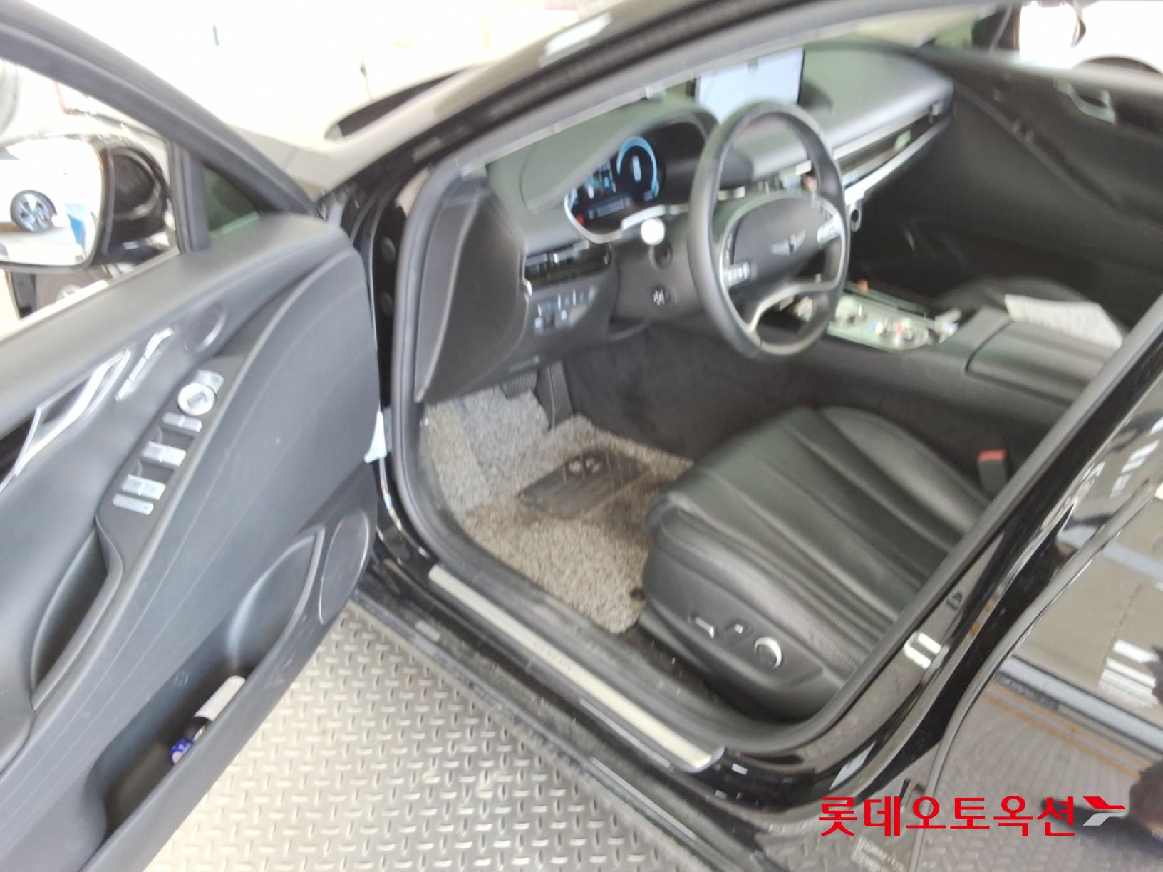 2024 - genesis g80