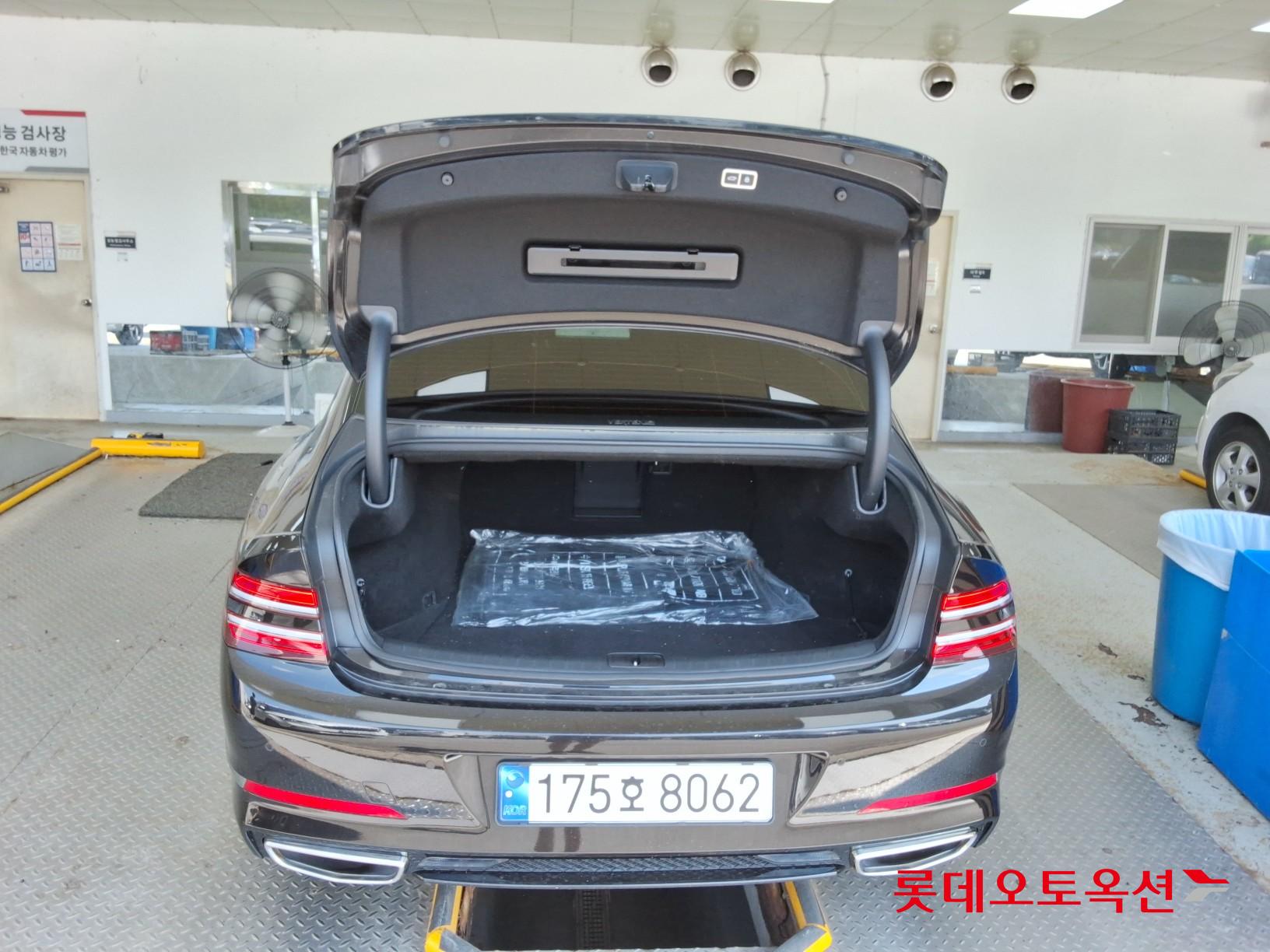 2024 - genesis g80