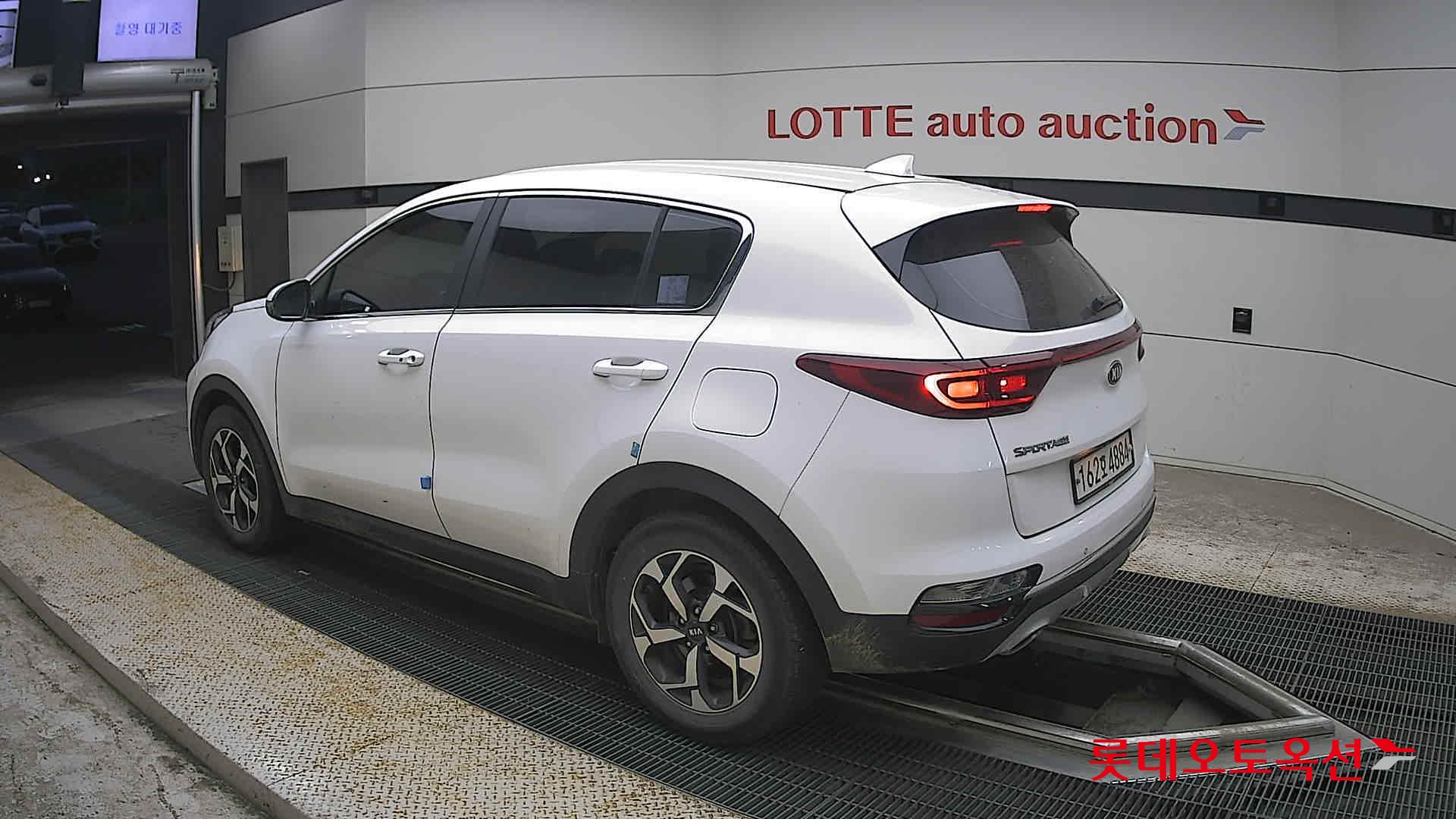 2022 - kia sportage