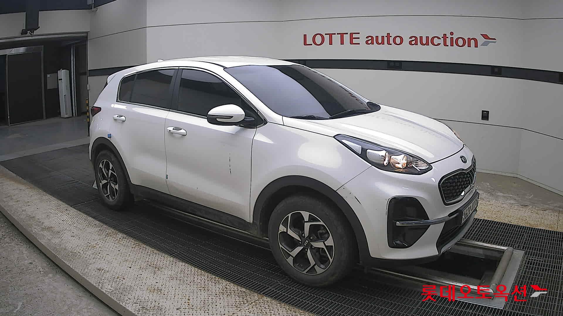 2022 - kia sportage