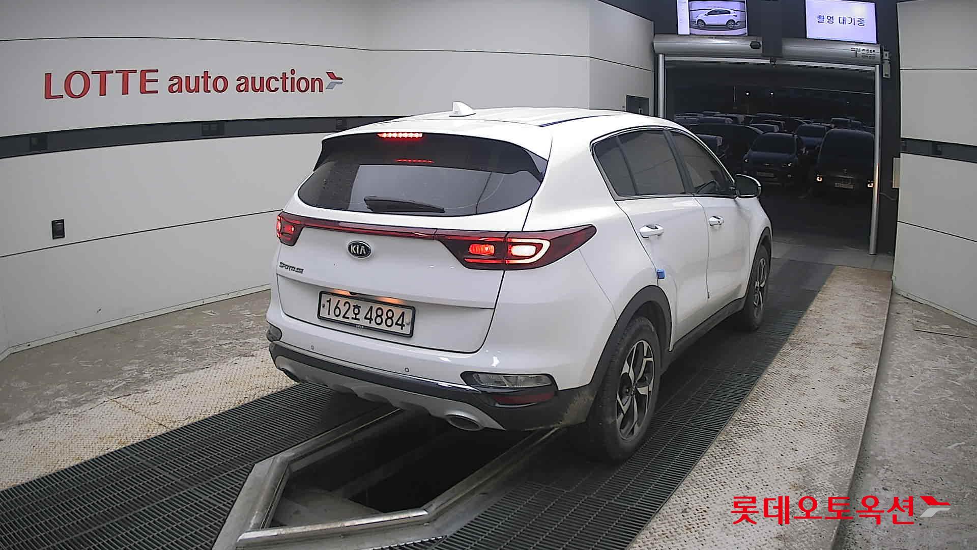 2022 - kia sportage