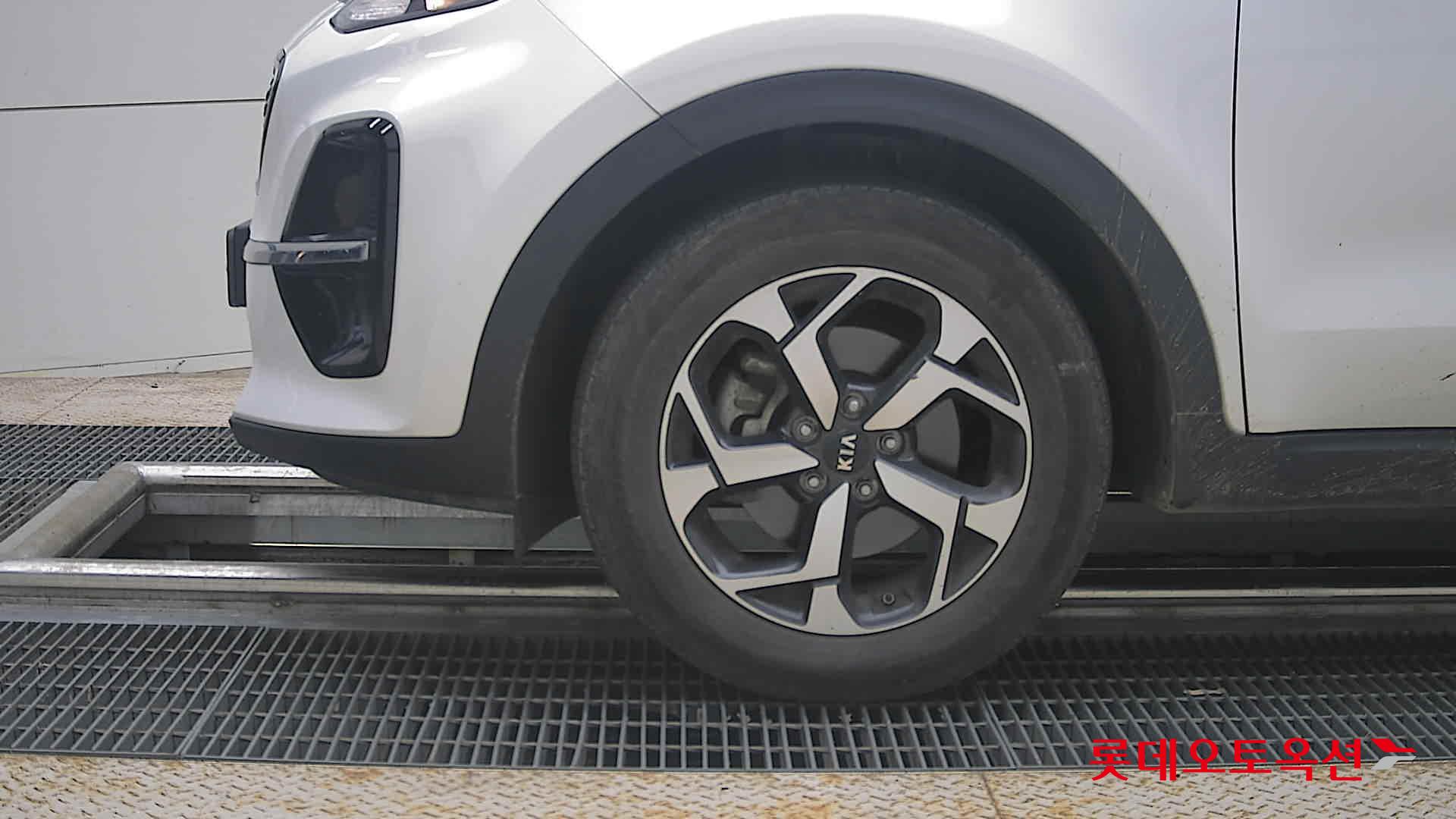2022 - kia sportage