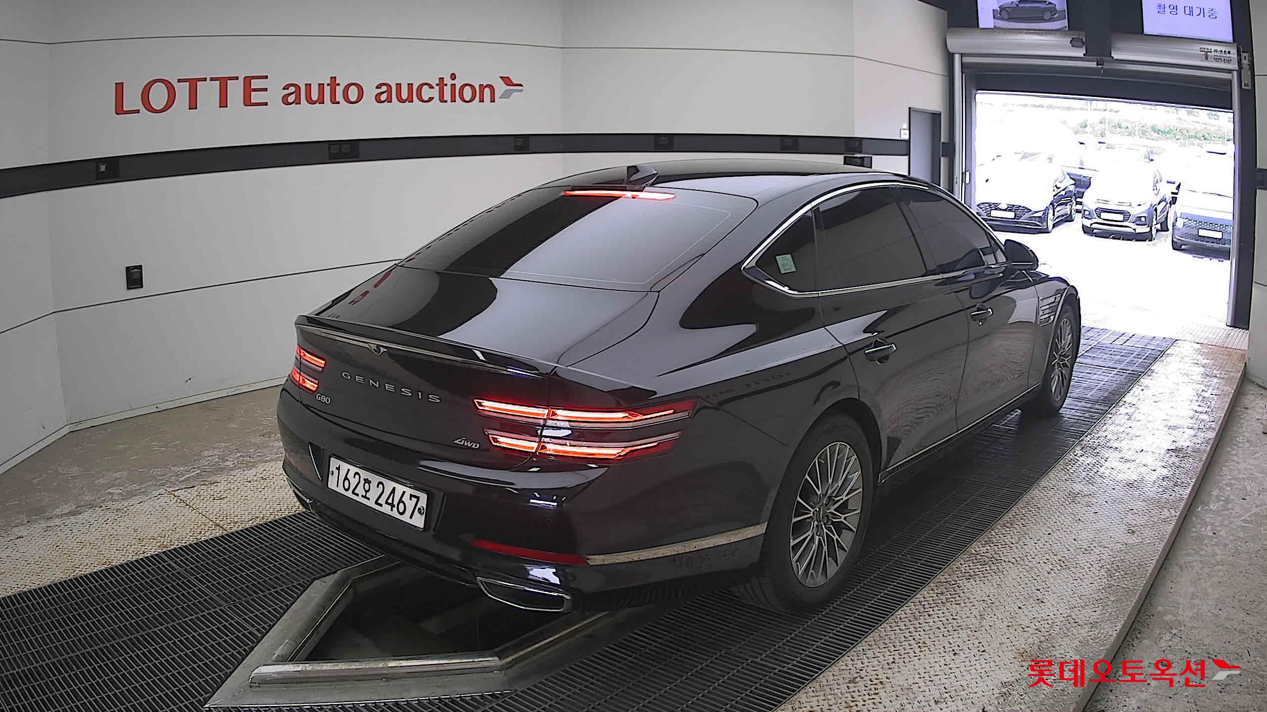 2021 - genesis g80