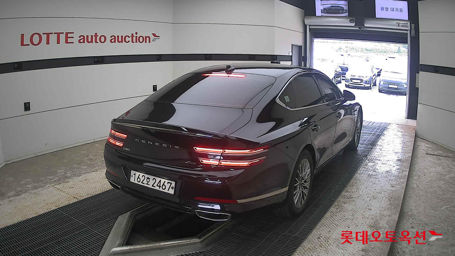 2021 - genesis g80