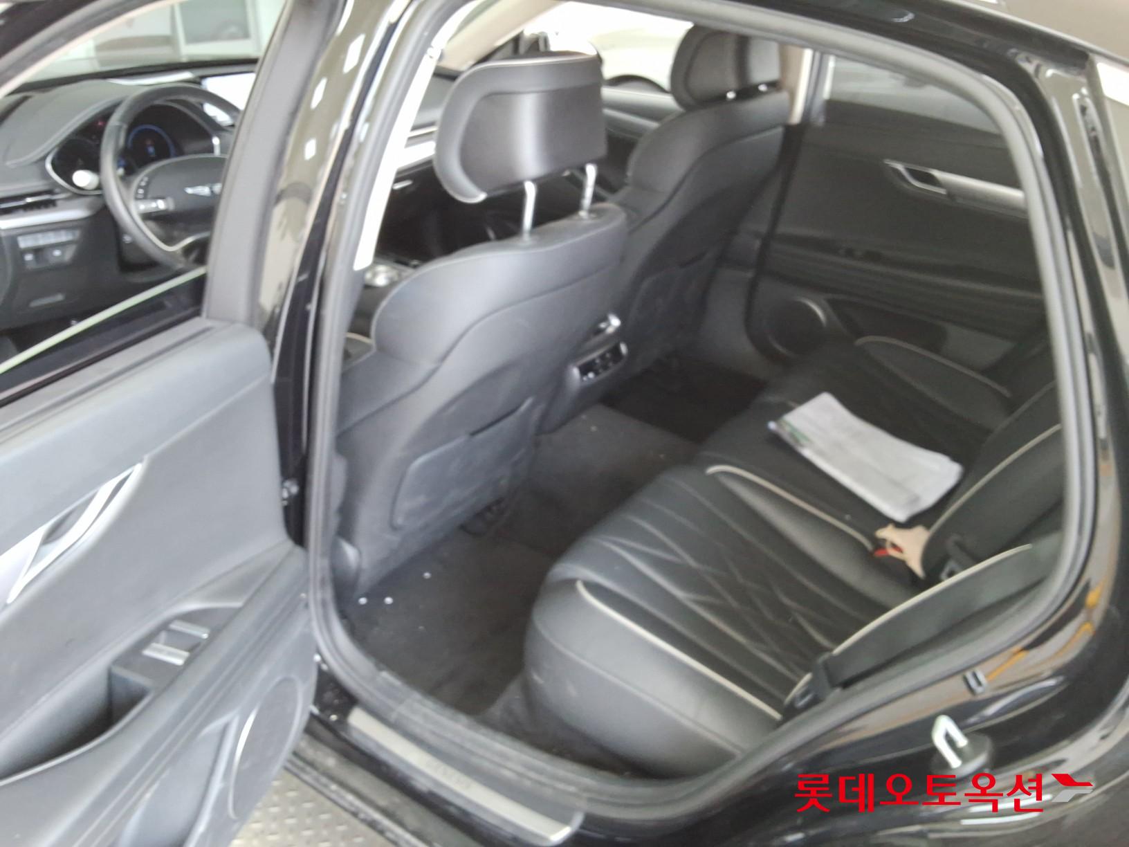 2021 - genesis g80