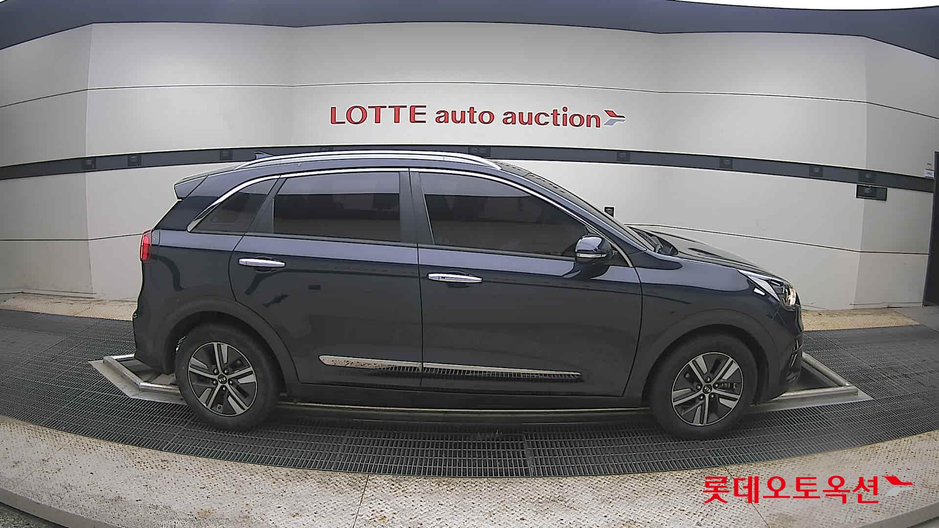 2021 - kia niro