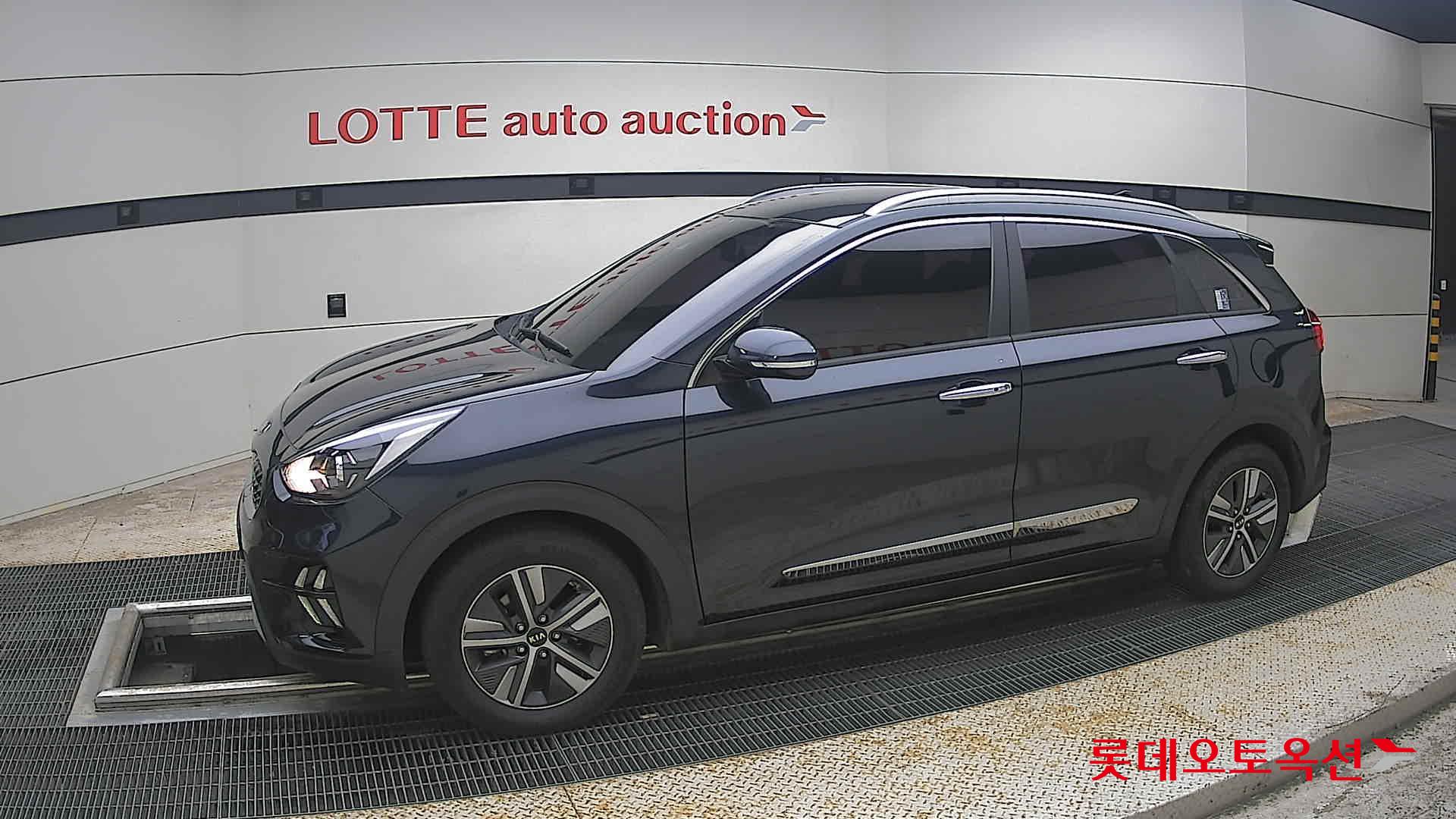 2021 - kia niro