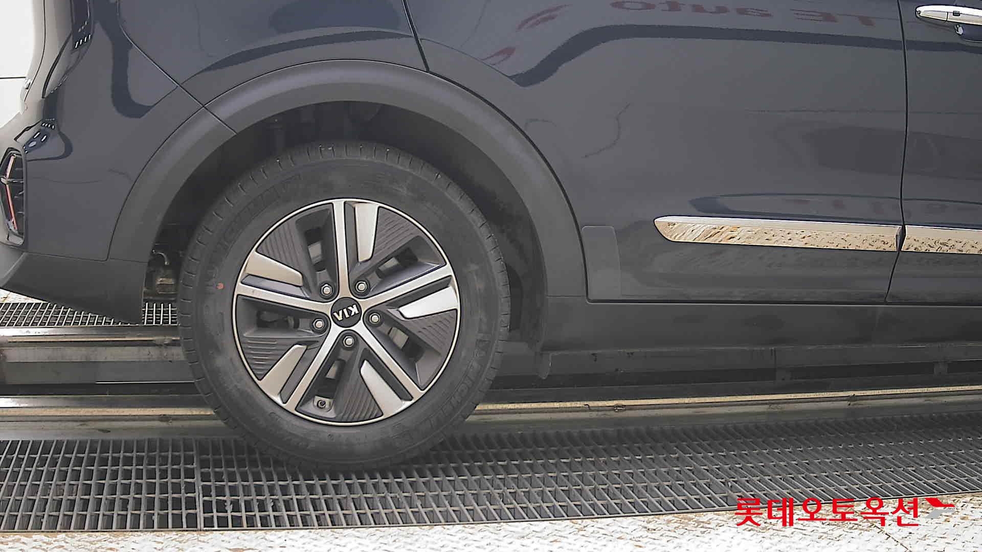 2021 - kia niro