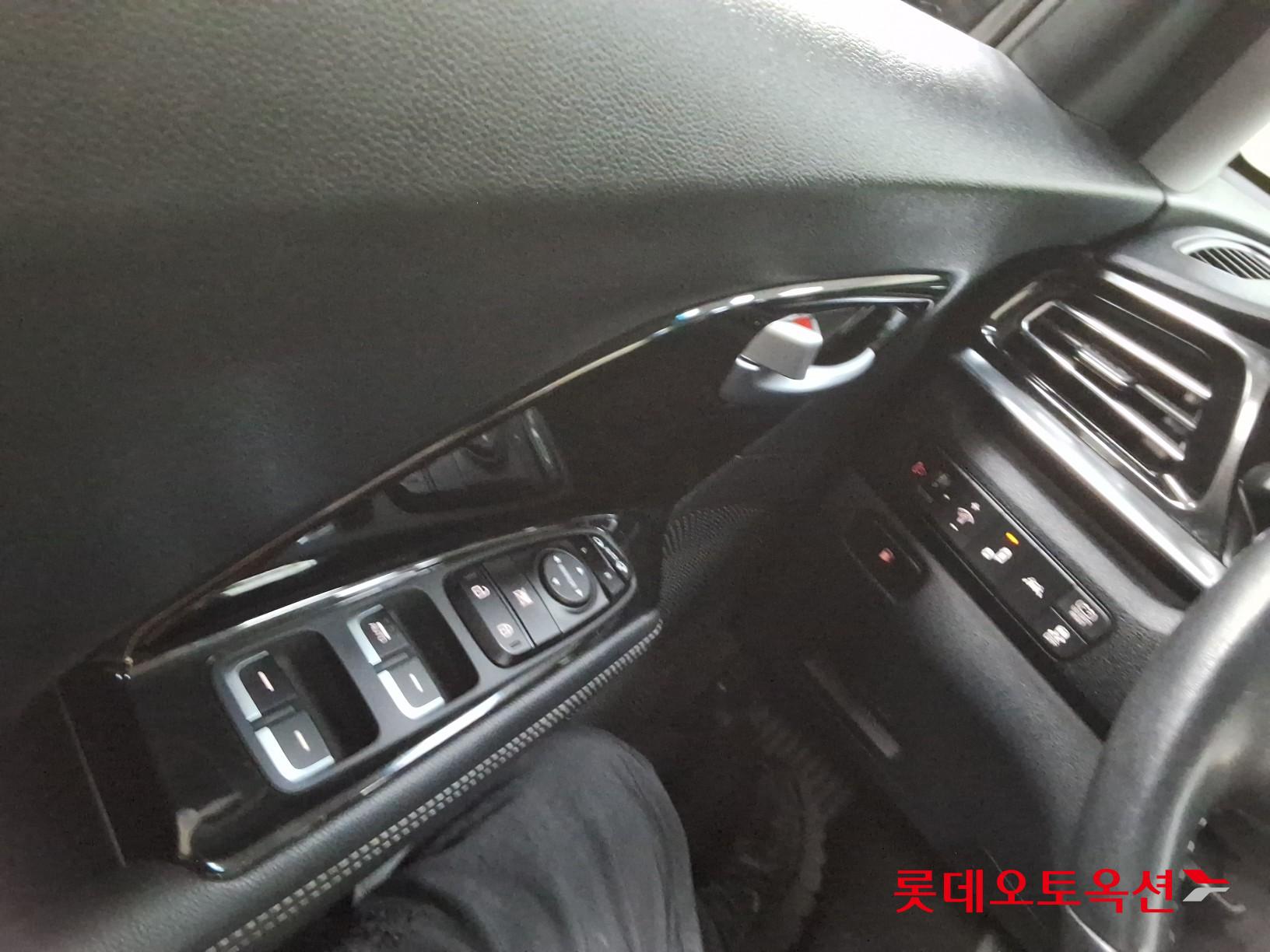 2021 - kia niro