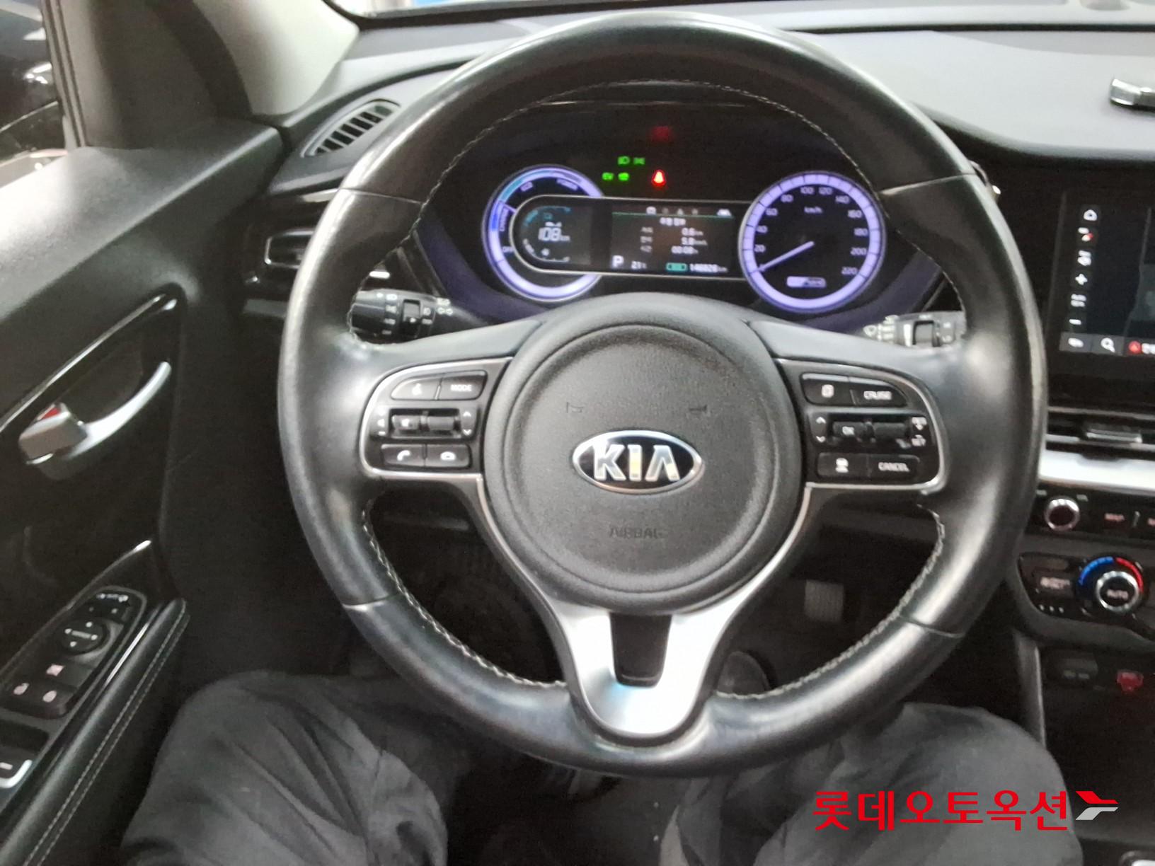 2021 - kia niro