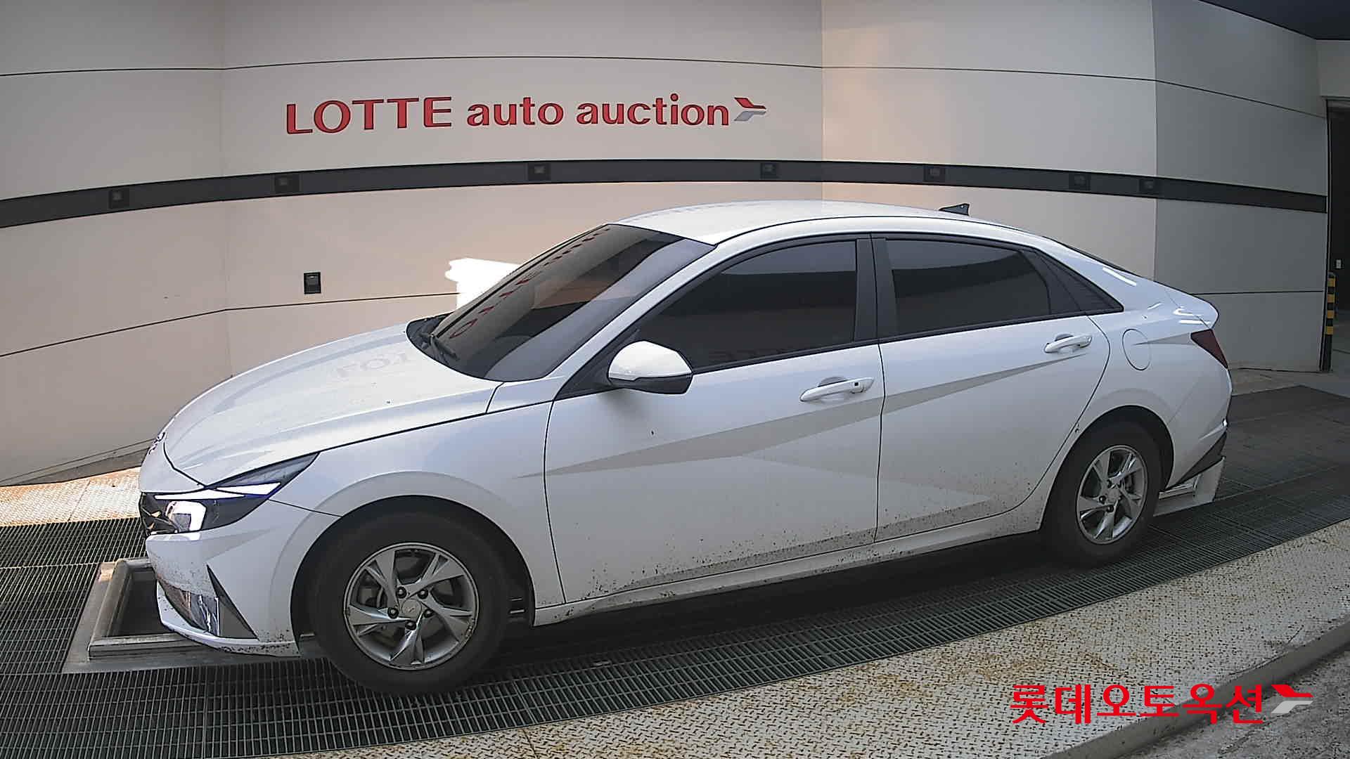 2021 - hyundai avante