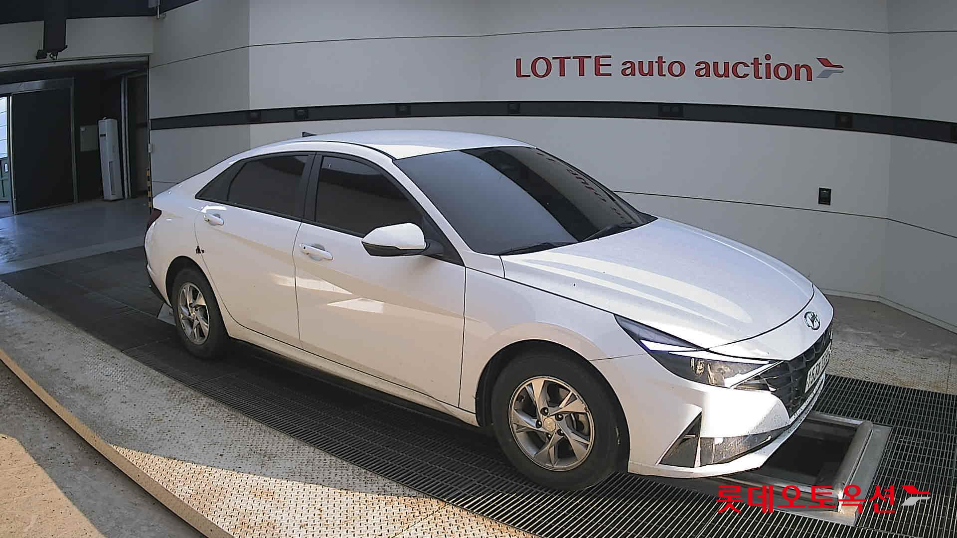 2021 - hyundai avante