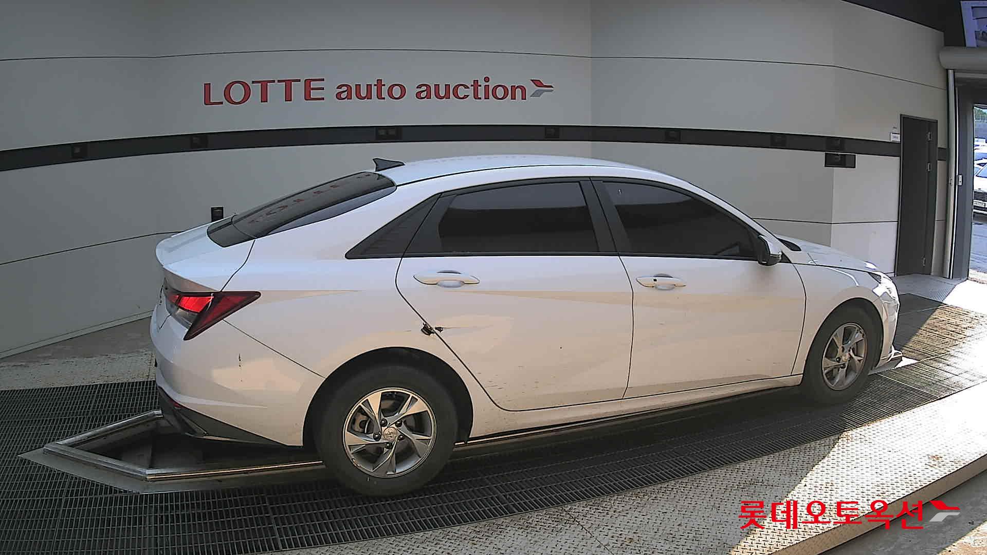 2021 - hyundai avante