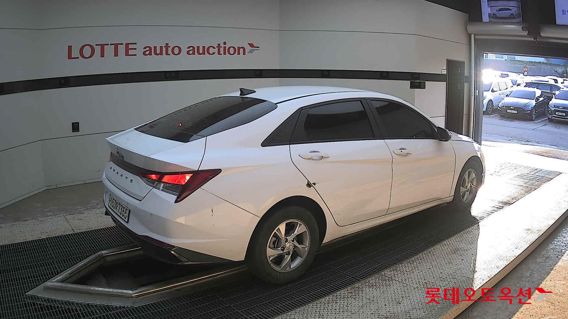 2021 - hyundai avante