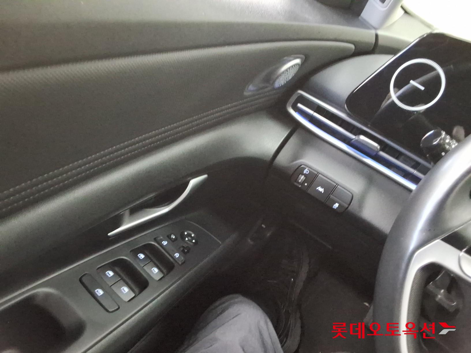 2021 - hyundai avante