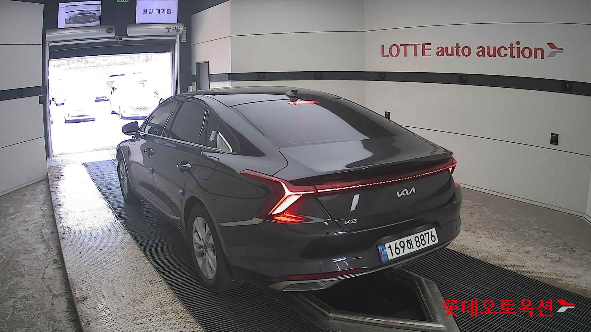 2023 - kia k8