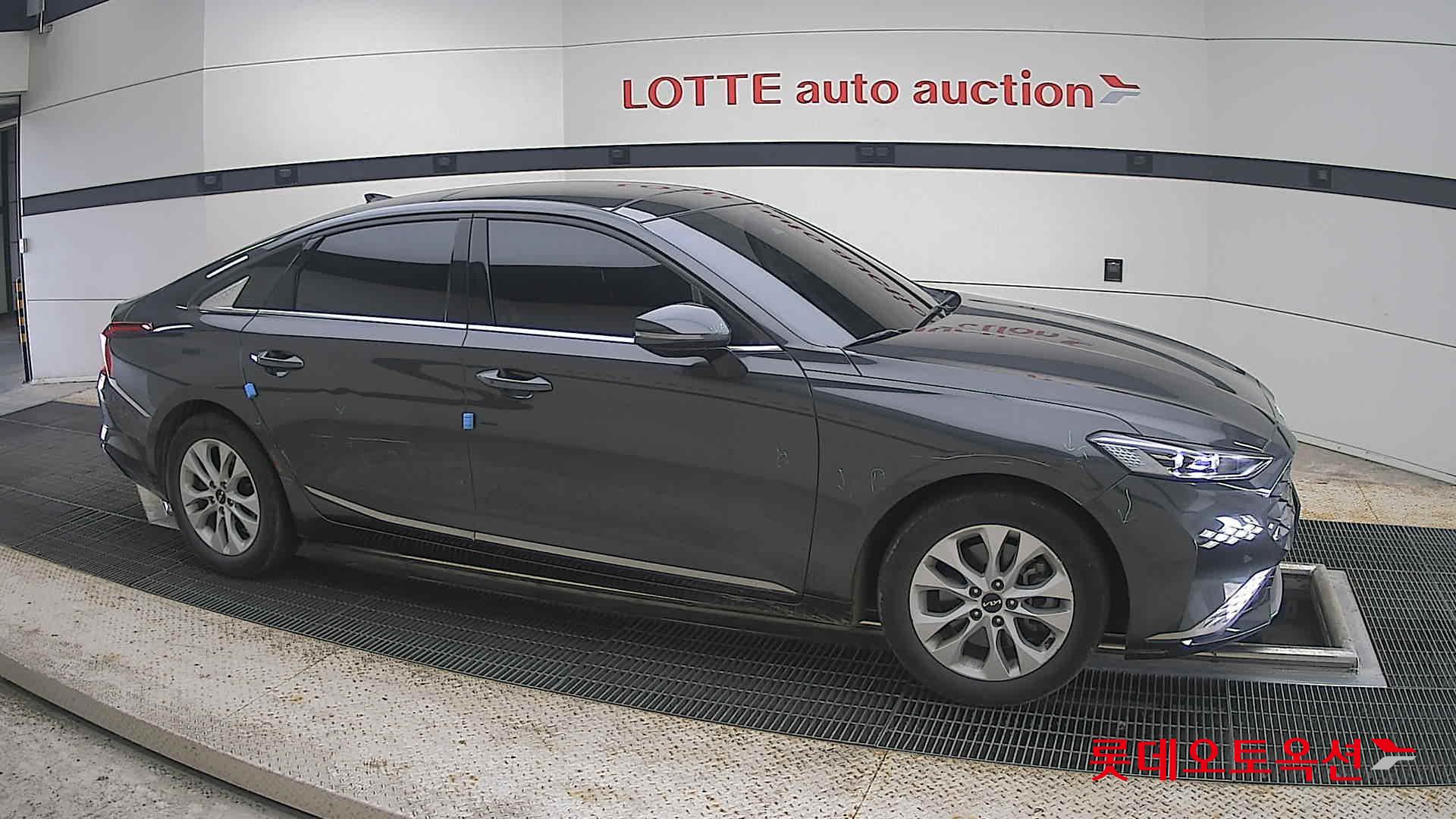 2023 - kia k8