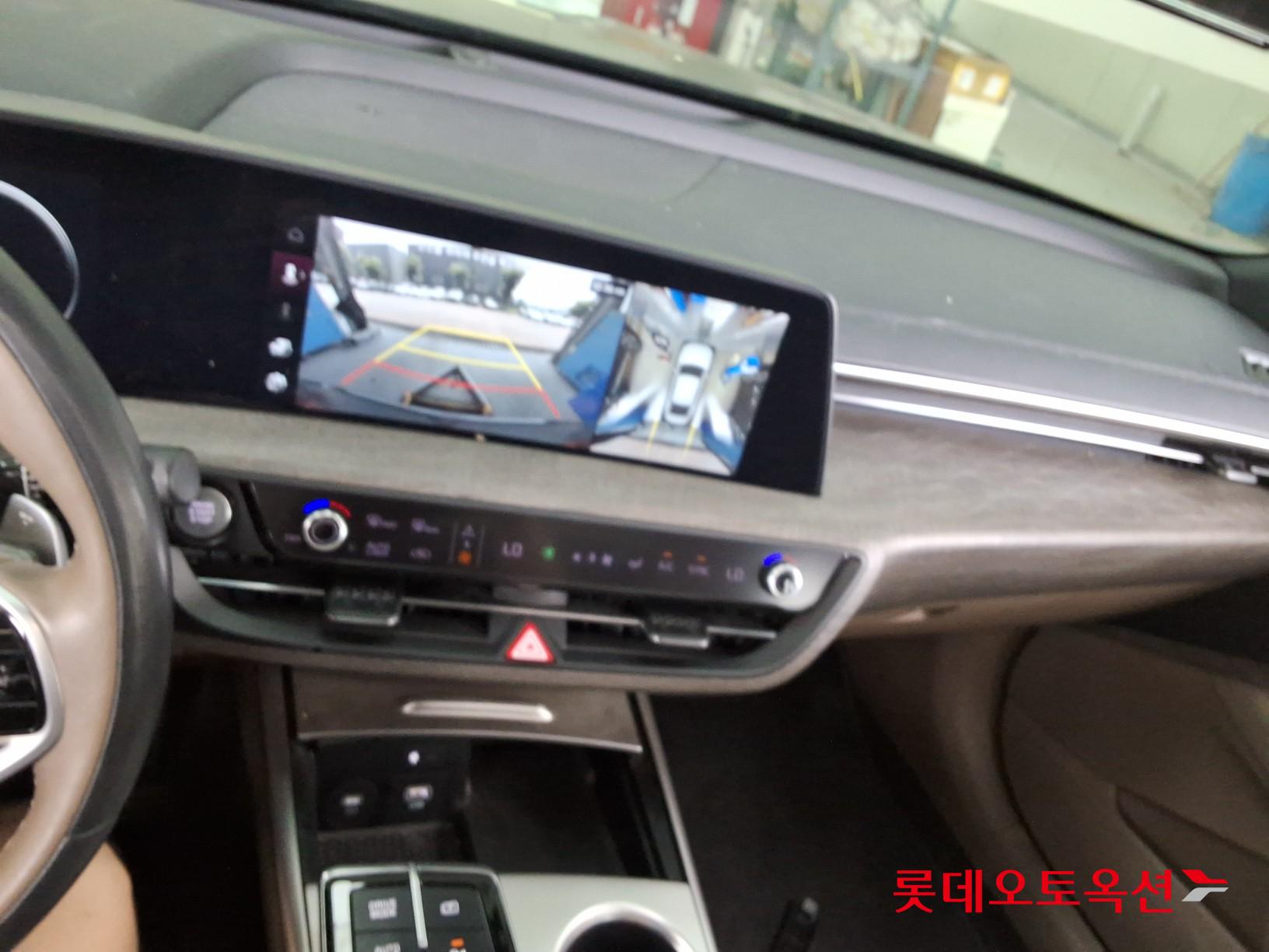 2023 - kia k8