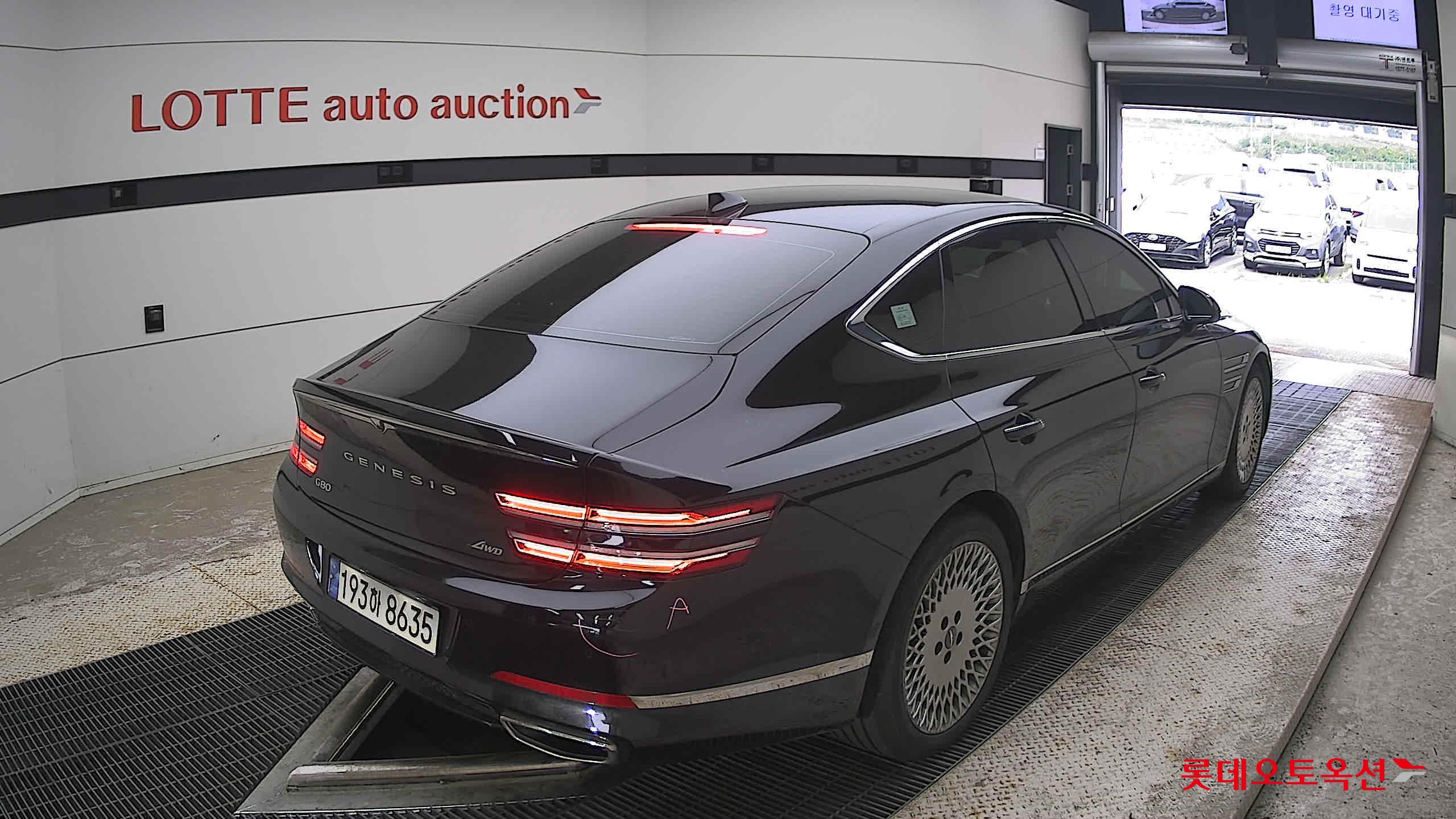 2022 - genesis g80