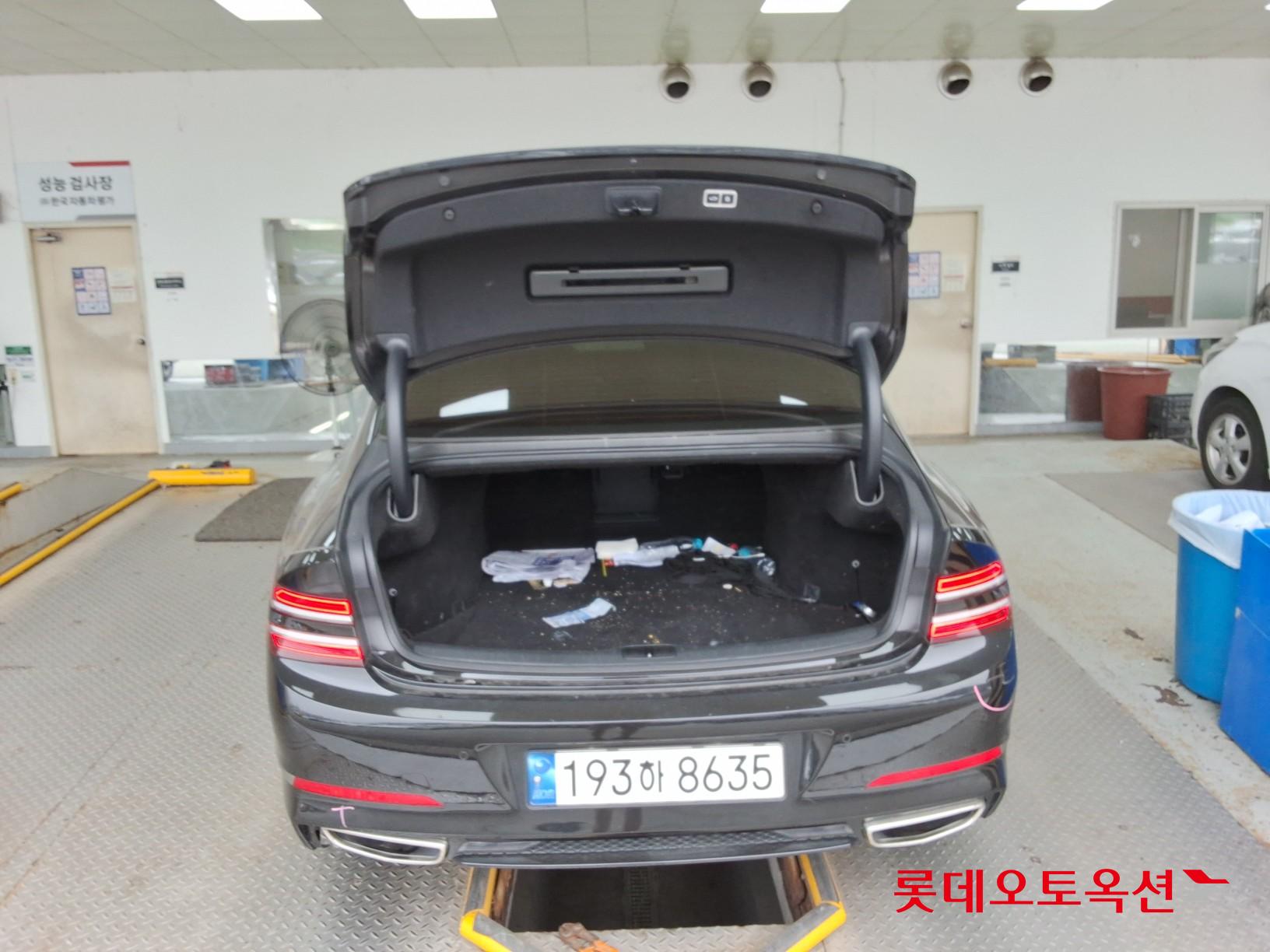 2022 - genesis g80
