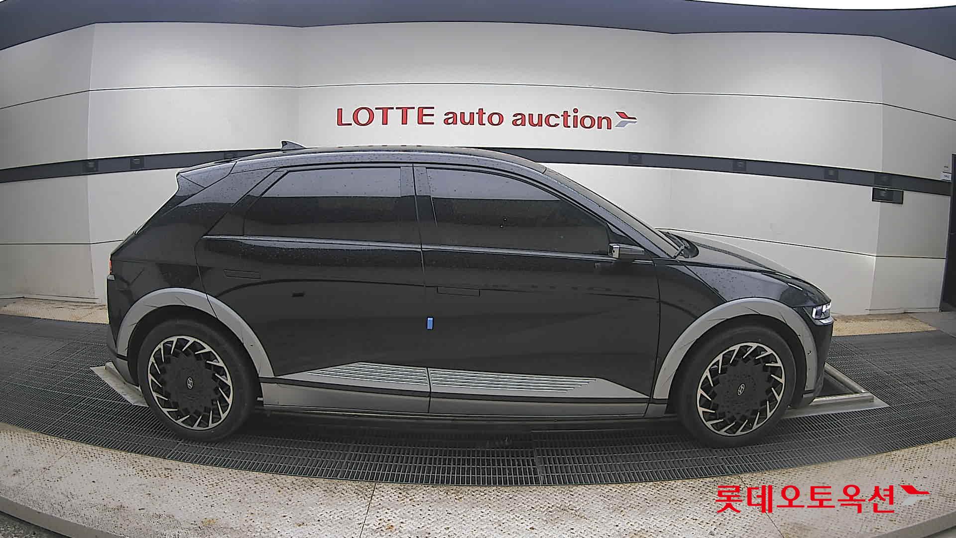 2022 - hyundai ioniq