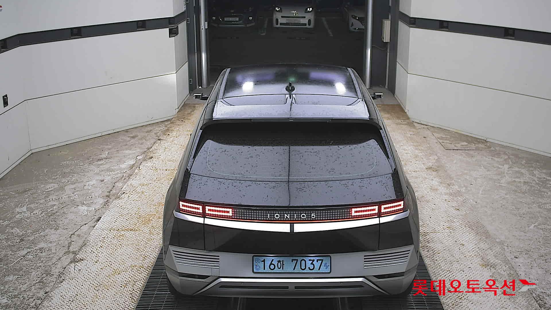2022 - hyundai ioniq