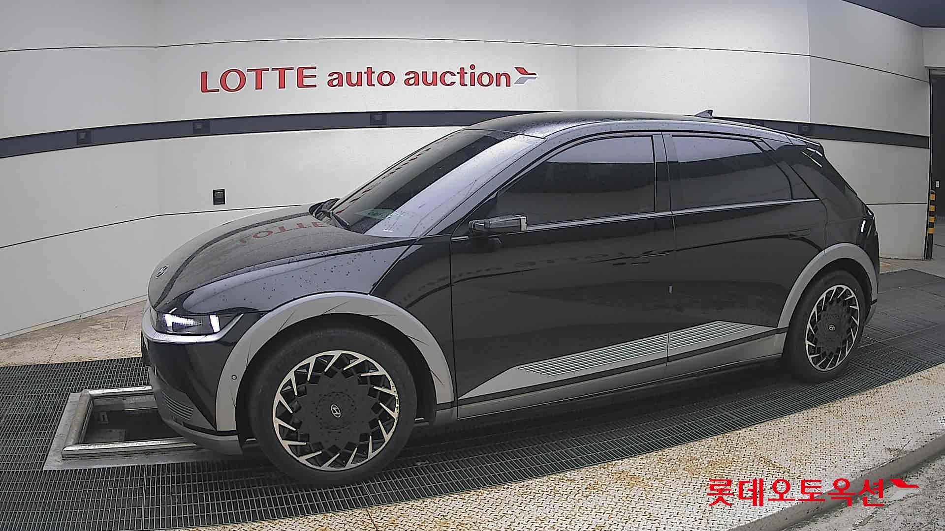 2022 - hyundai ioniq