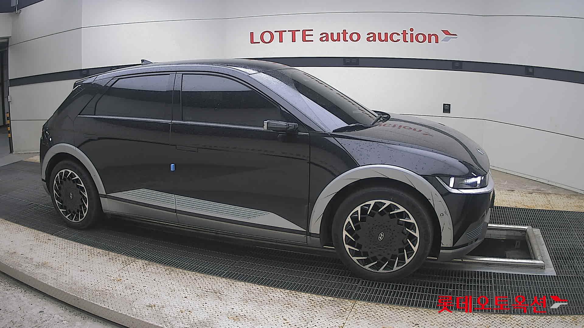 2022 - hyundai ioniq