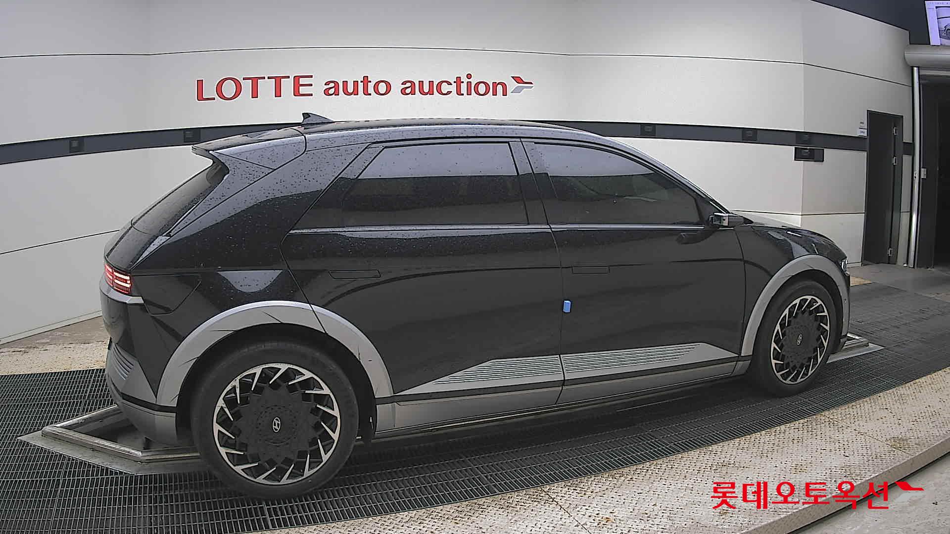 2022 - hyundai ioniq