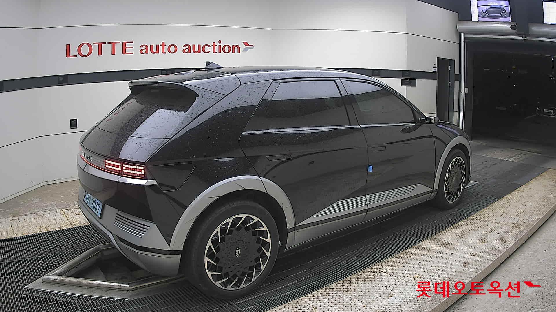 2022 - hyundai ioniq