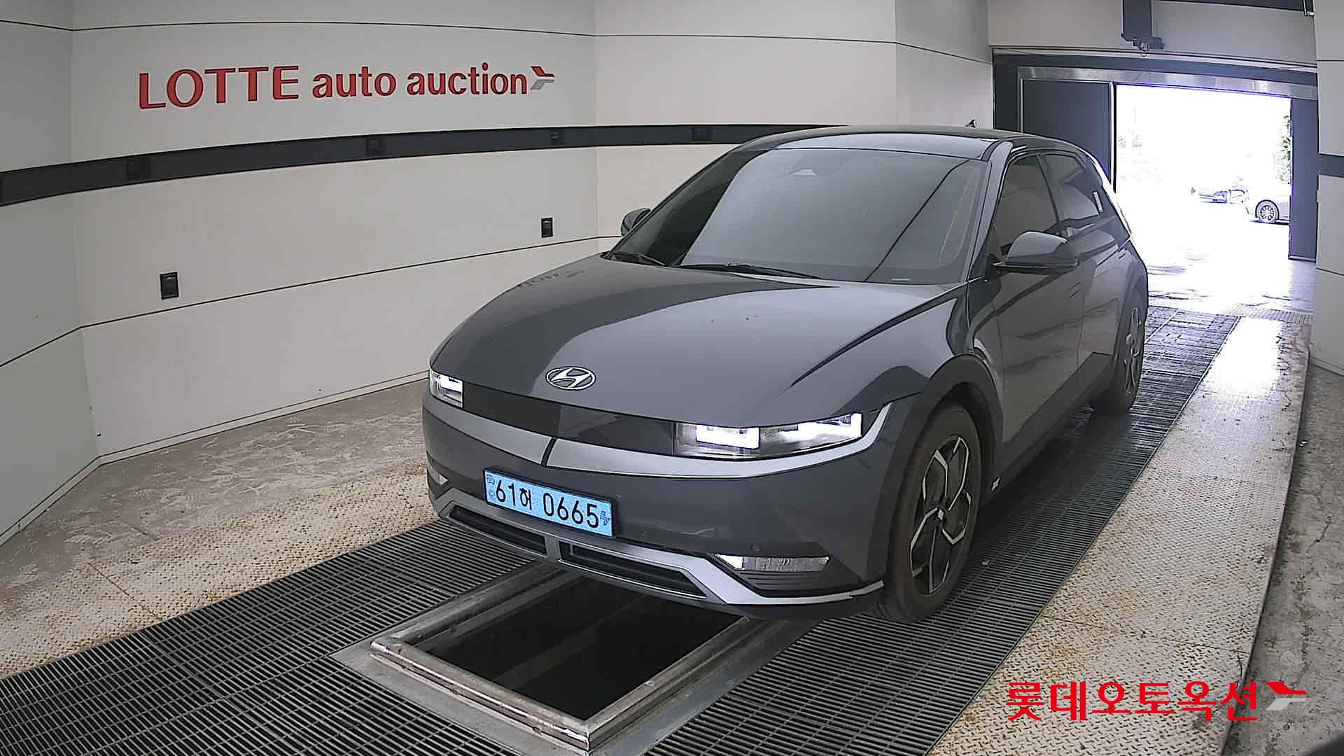 2023 - hyundai ioniq