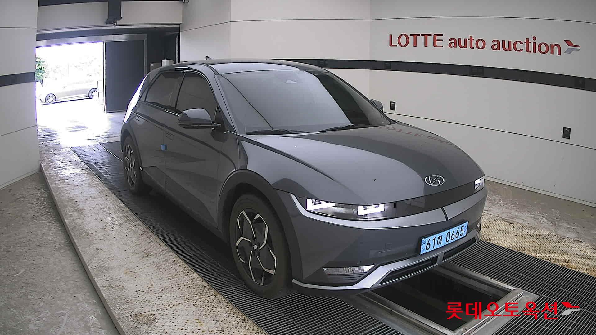 2023 - hyundai ioniq