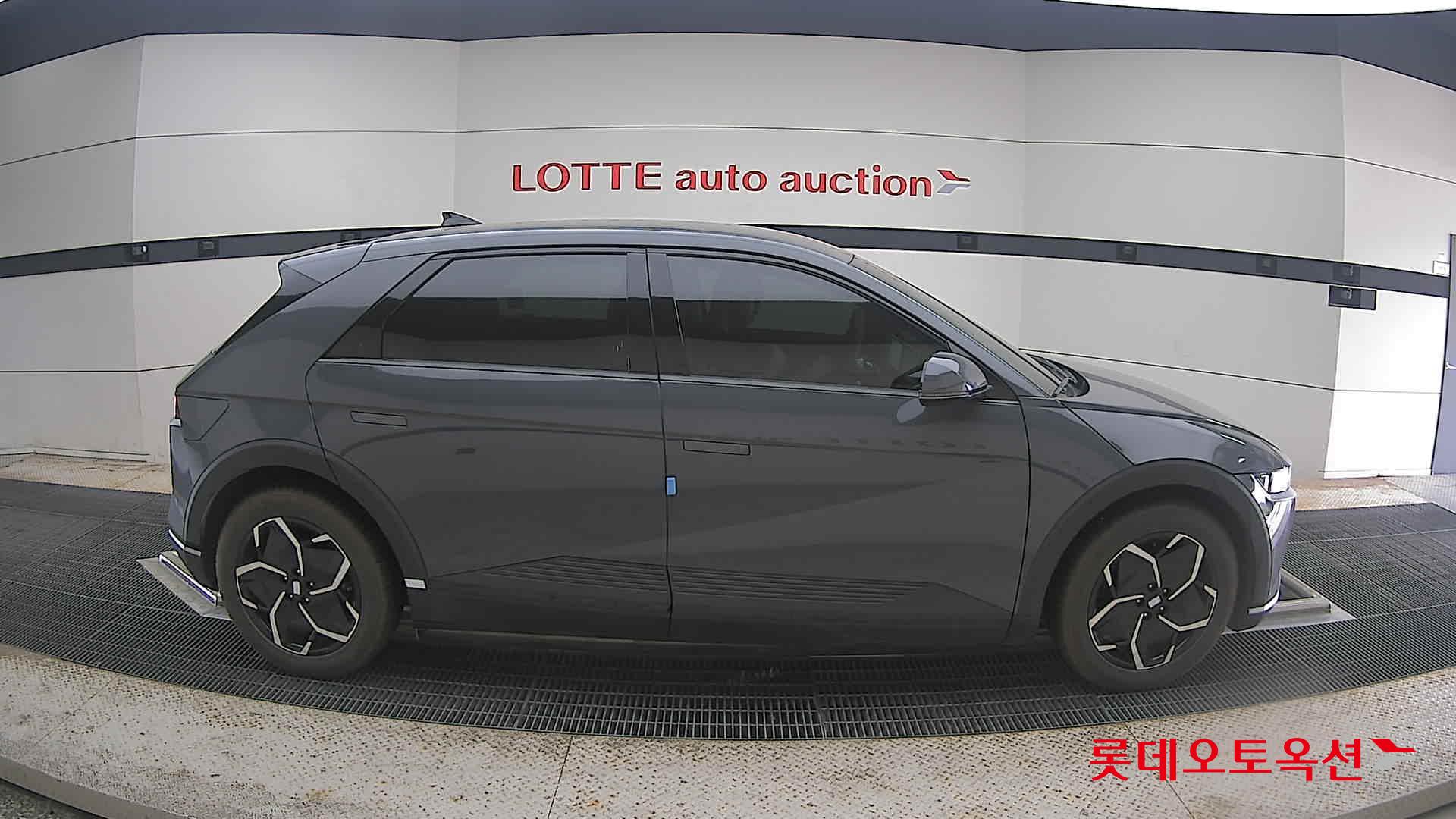 2023 - hyundai ioniq