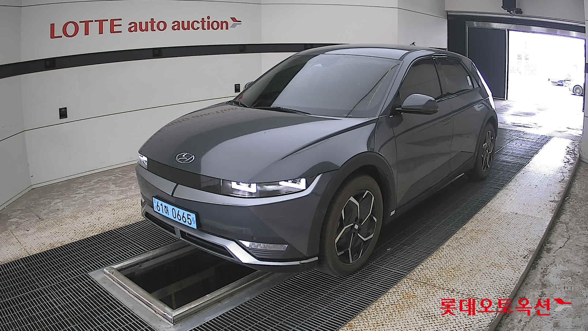 2023 - hyundai ioniq