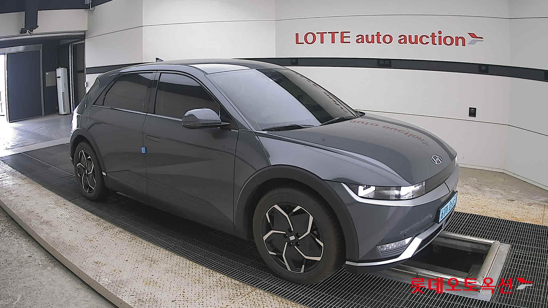 2023 - hyundai ioniq