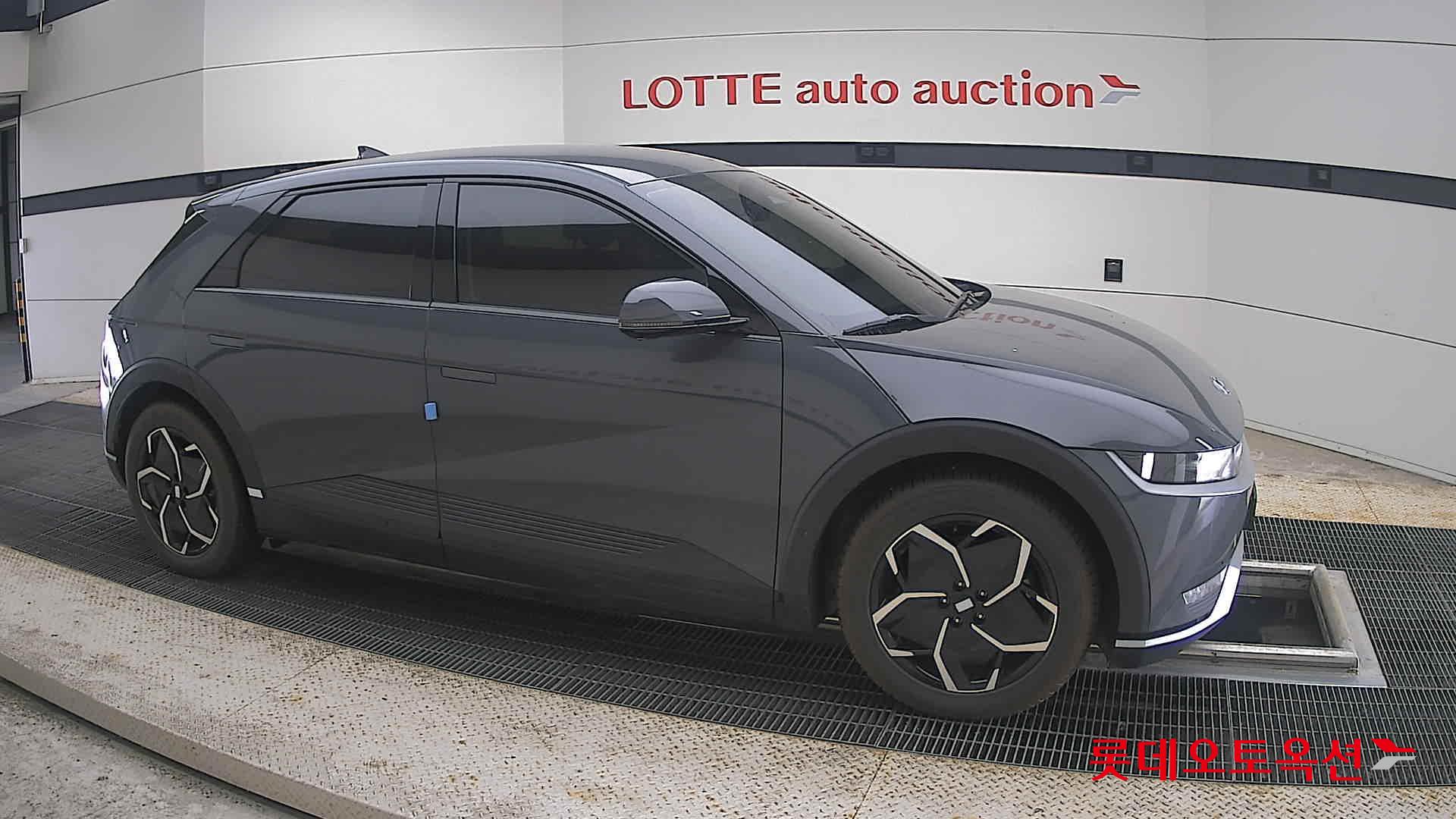 2023 - hyundai ioniq