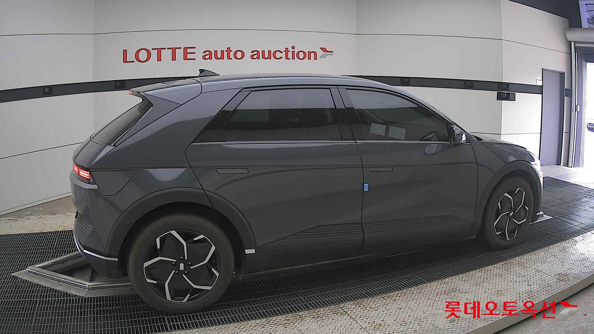 2023 - hyundai ioniq