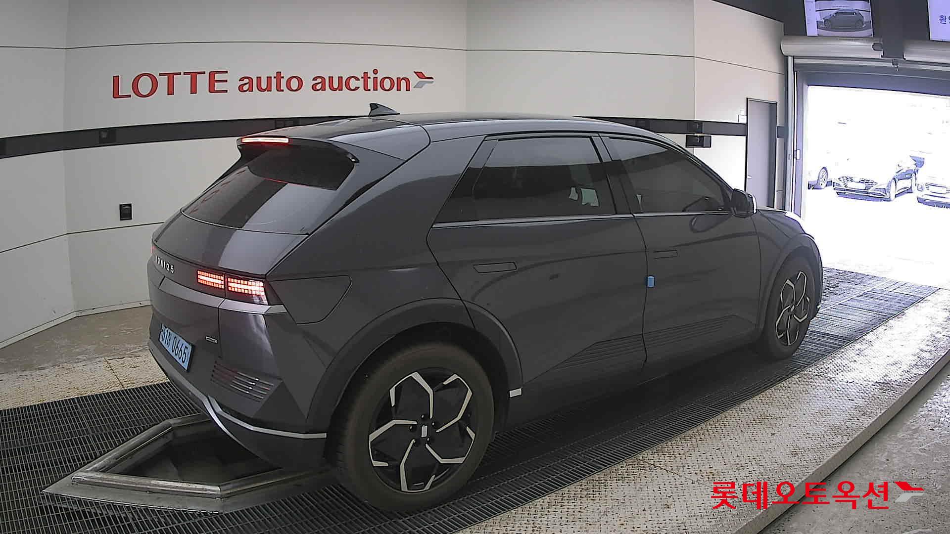 2023 - hyundai ioniq