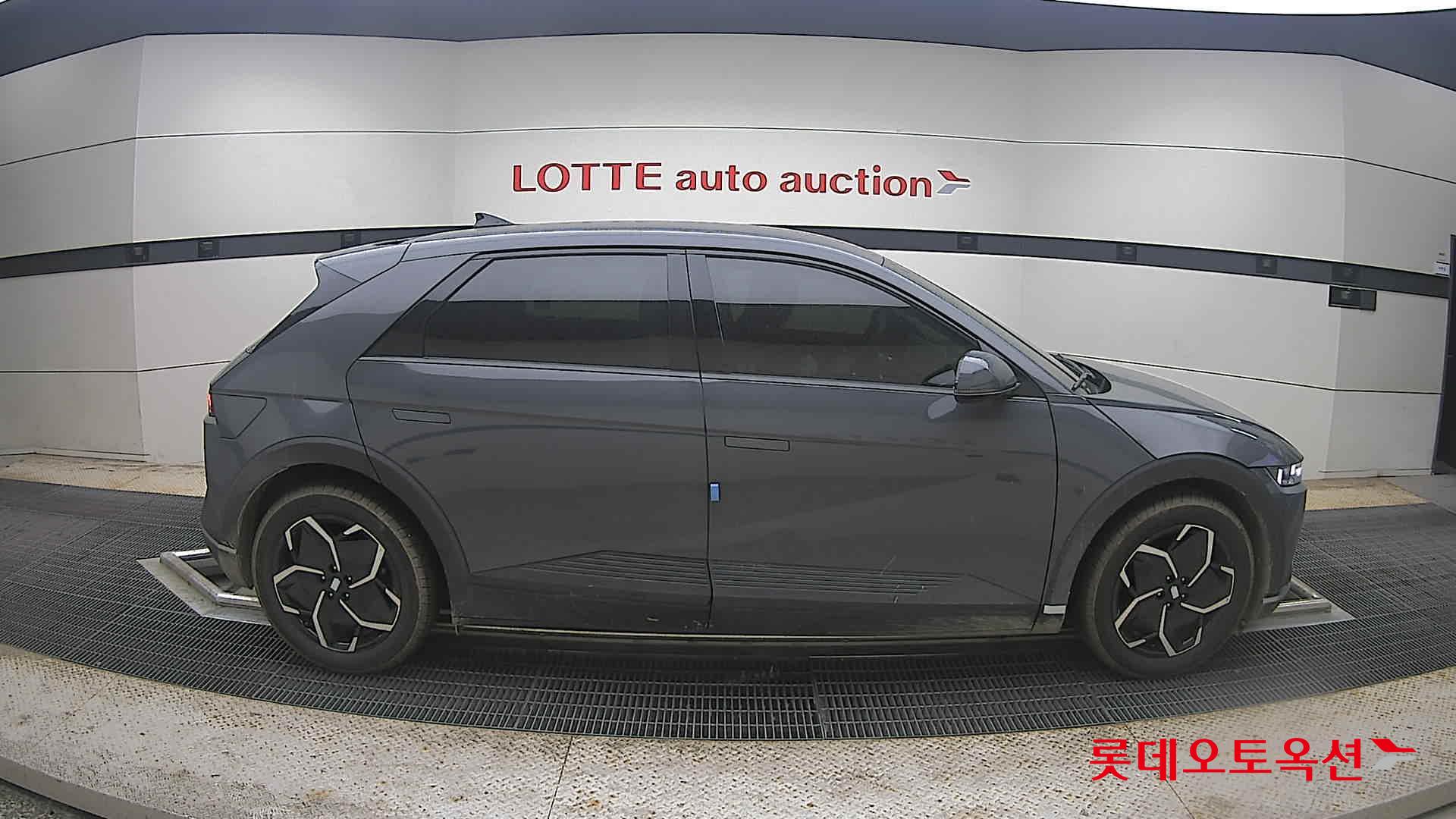 2023 - hyundai ioniq