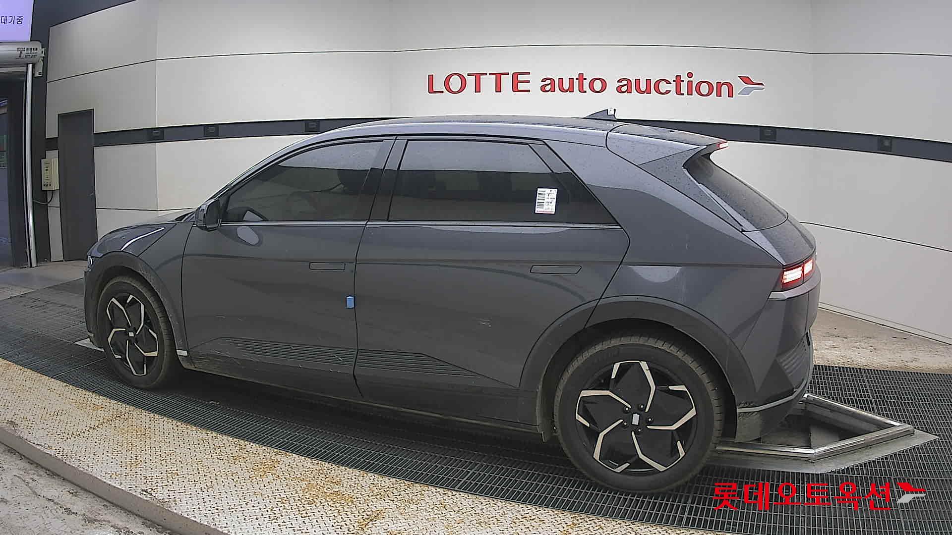 2023 - hyundai ioniq