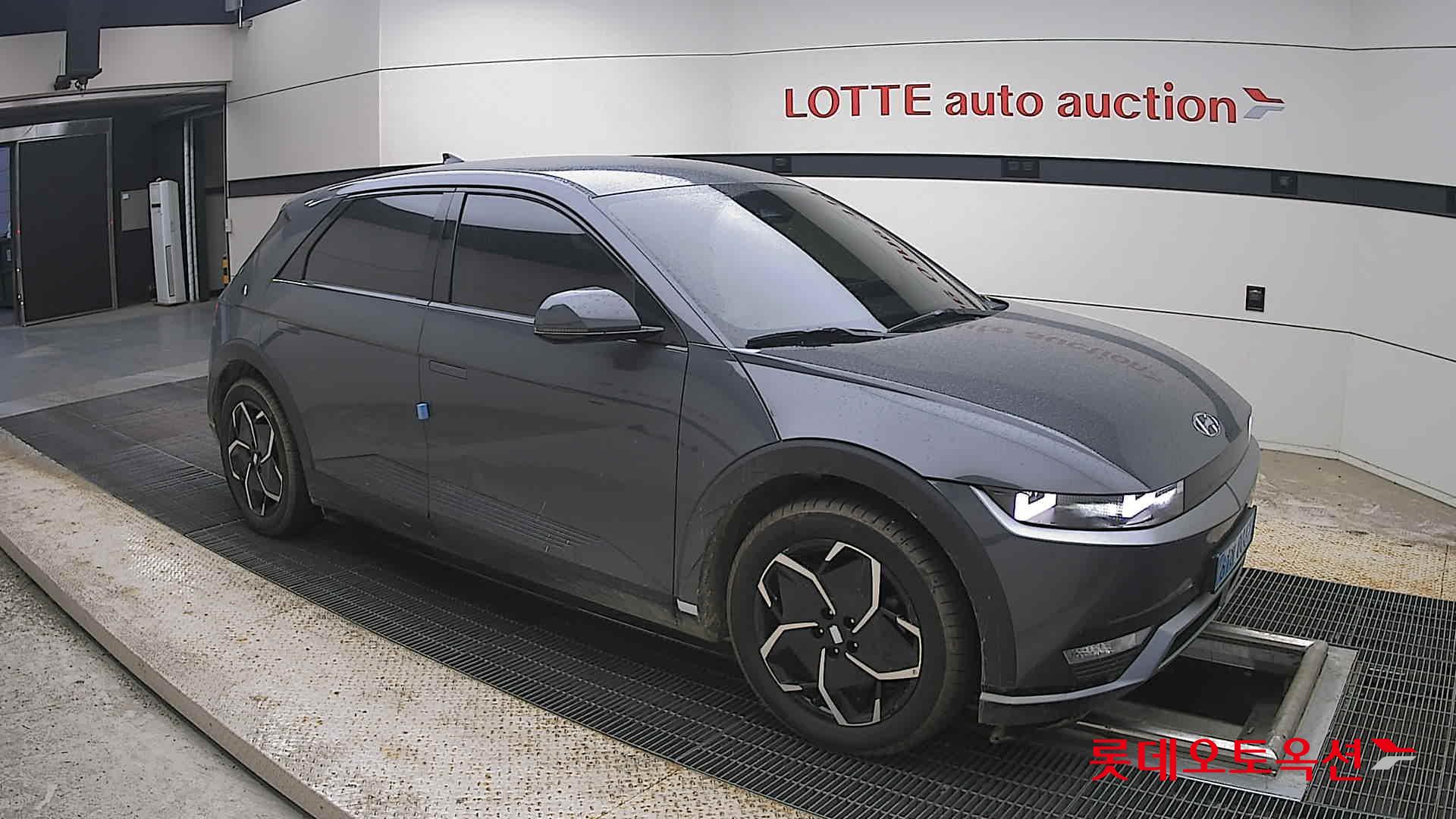 2023 - hyundai ioniq